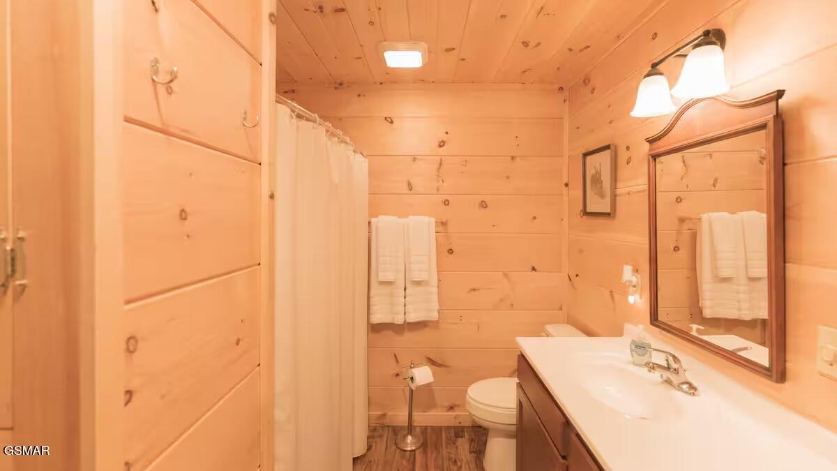 122 Quail Roost Drive Cosby TN 37722