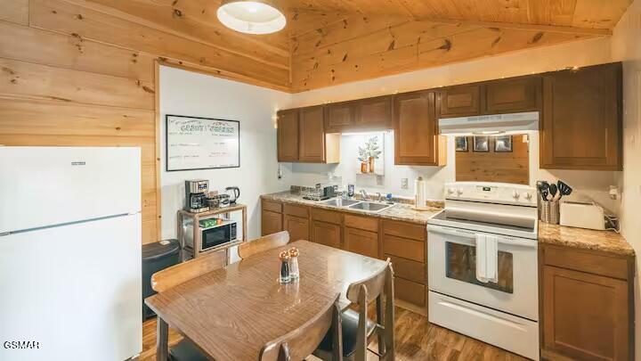 122 Quail Roost Drive Cosby TN 37722