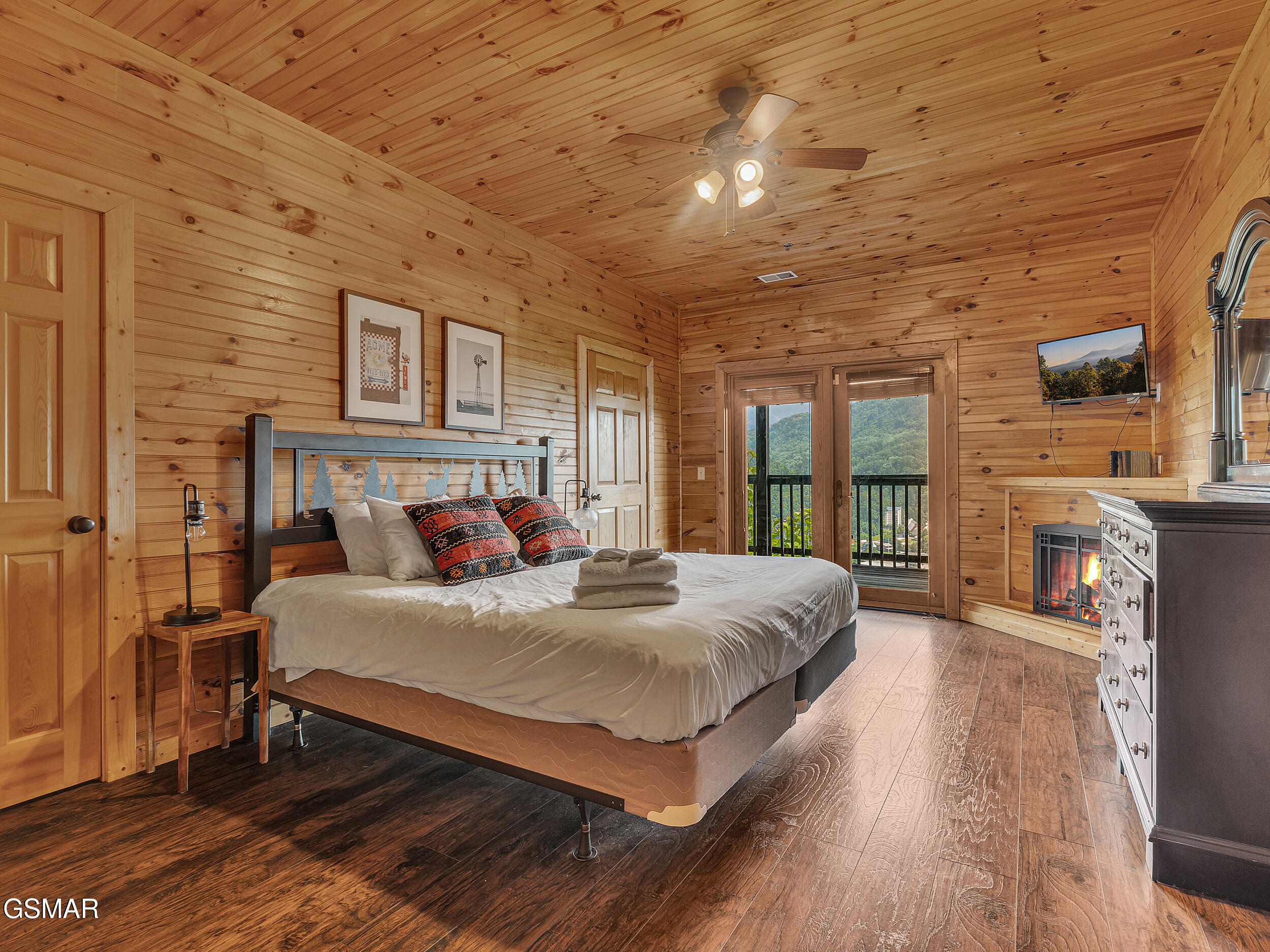 365 Smoky View Road Gatlinburg TN 37738