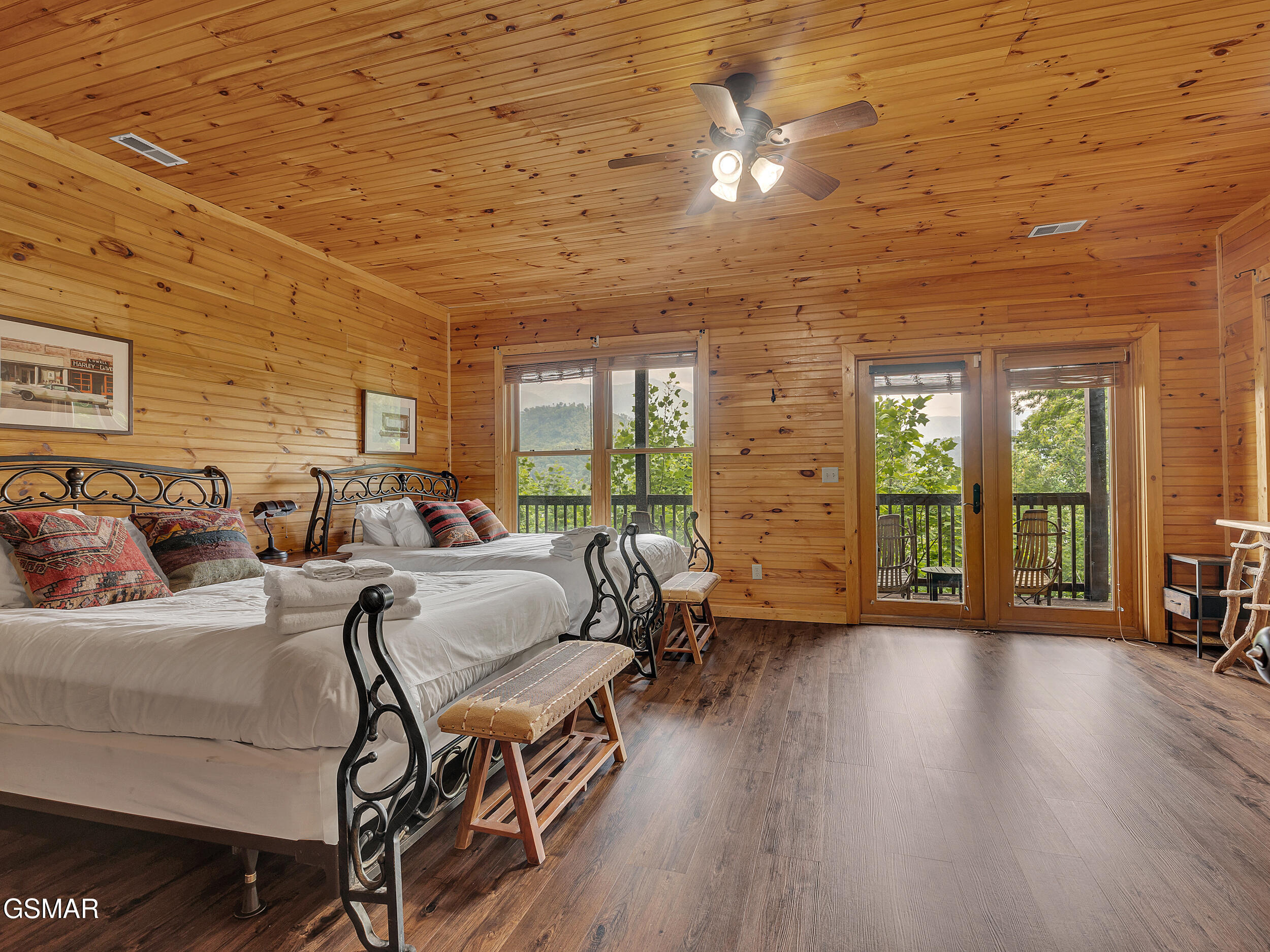 365 Smoky View Road Gatlinburg TN 37738