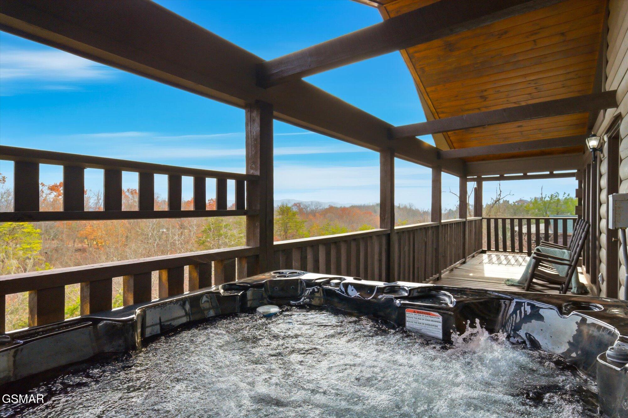 2016 Oakmont Drive Sevierville TN 37876