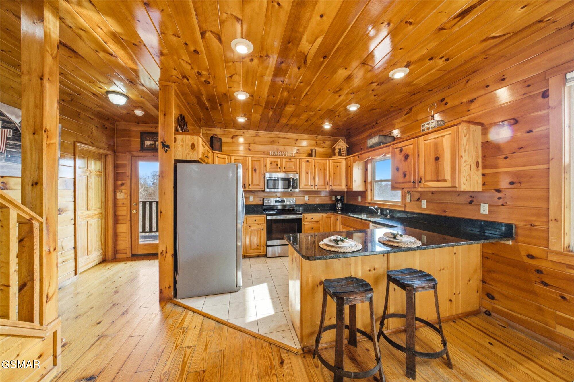 2016 Oakmont Drive Sevierville TN 37876