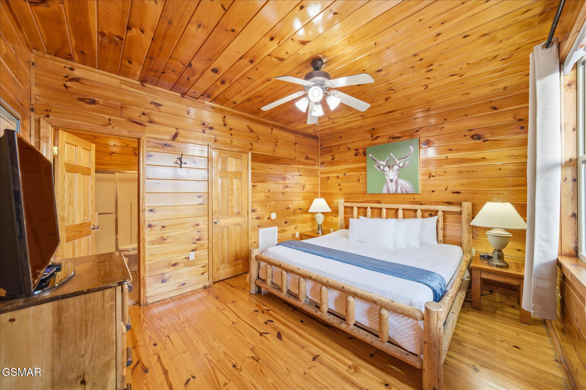 2016 Oakmont Drive Sevierville TN 37876