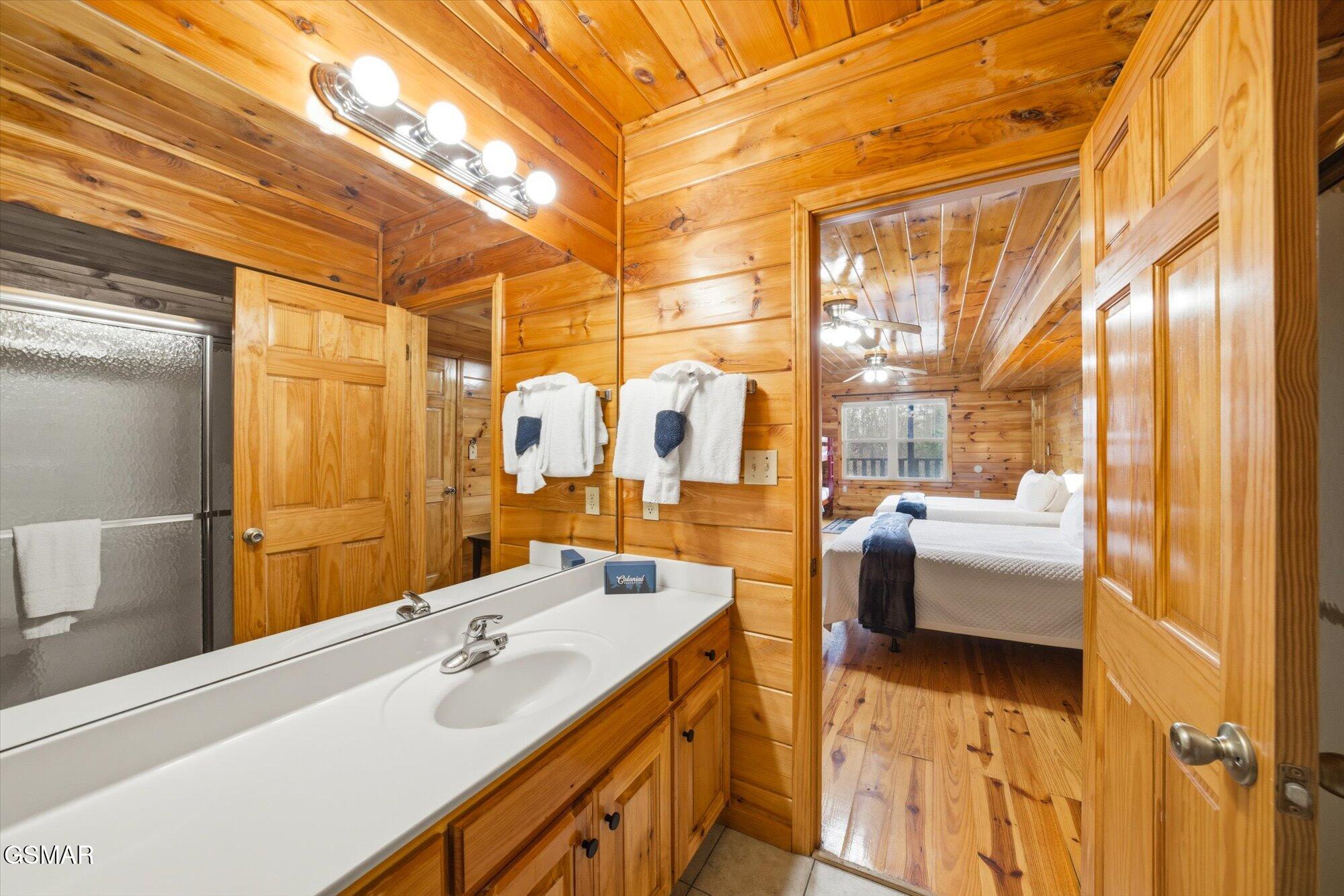 2016 Oakmont Drive Sevierville TN 37876