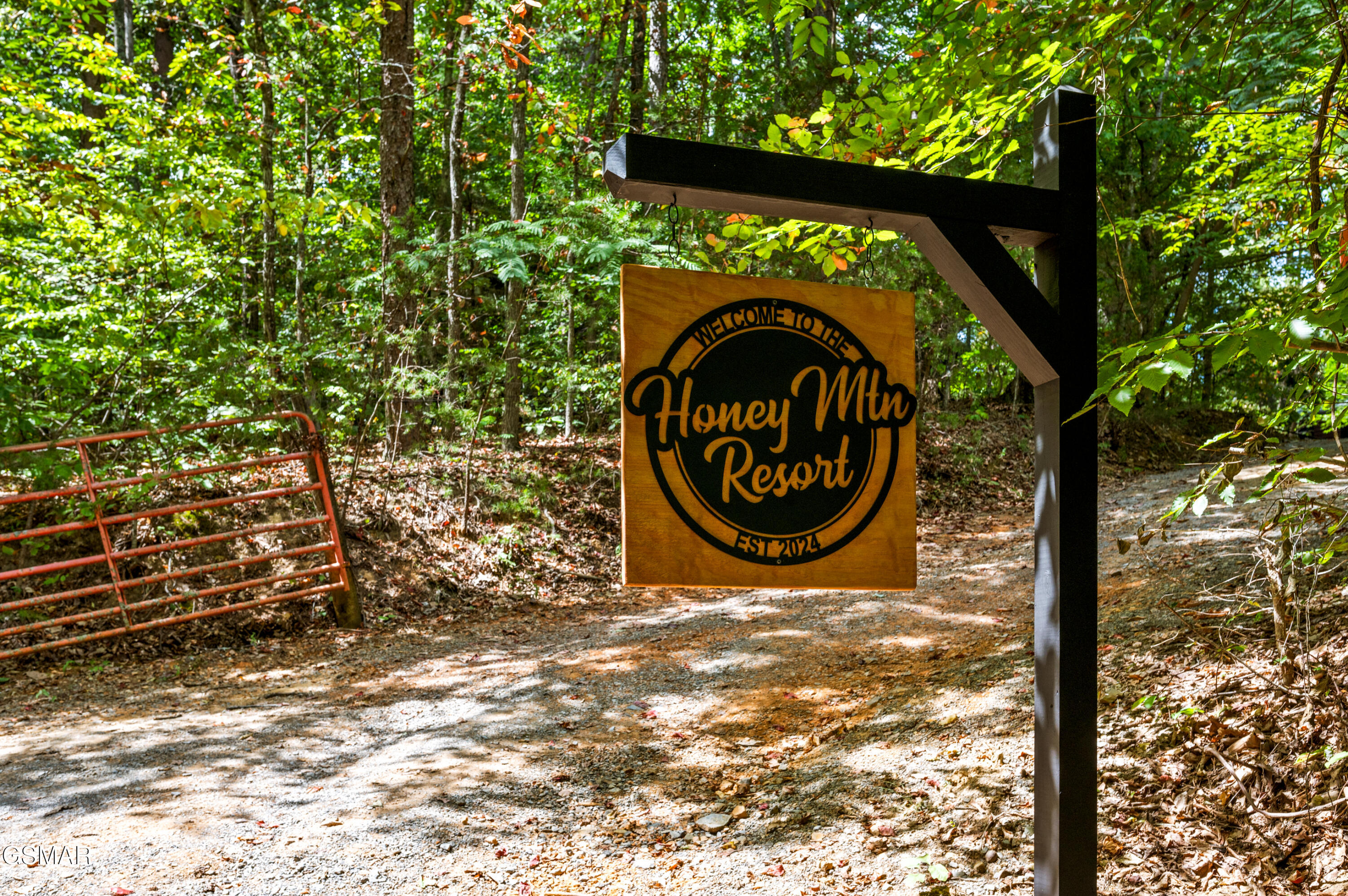 3754 Old Thomas Cross Road Sevierville TN 37876