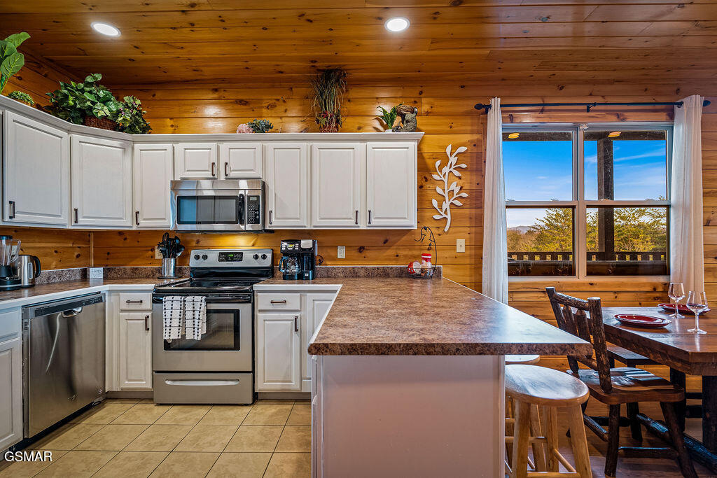 1911 Oakmont Drive Sevierville TN 37876