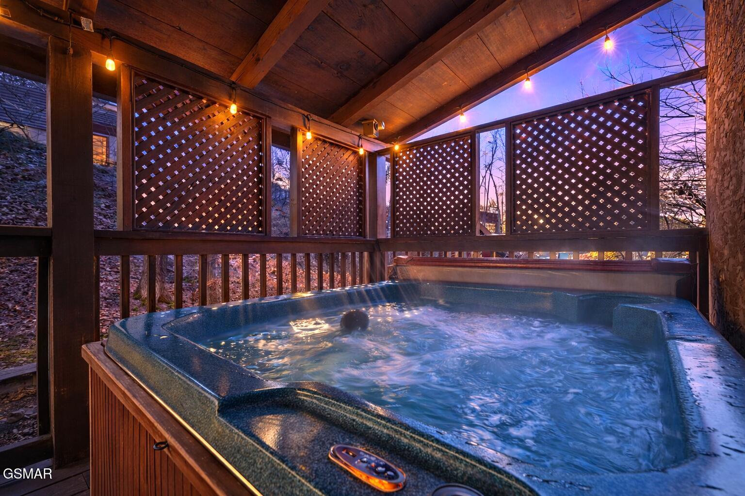 952 Iron Mountain Road Pigeon Forge TN 37863