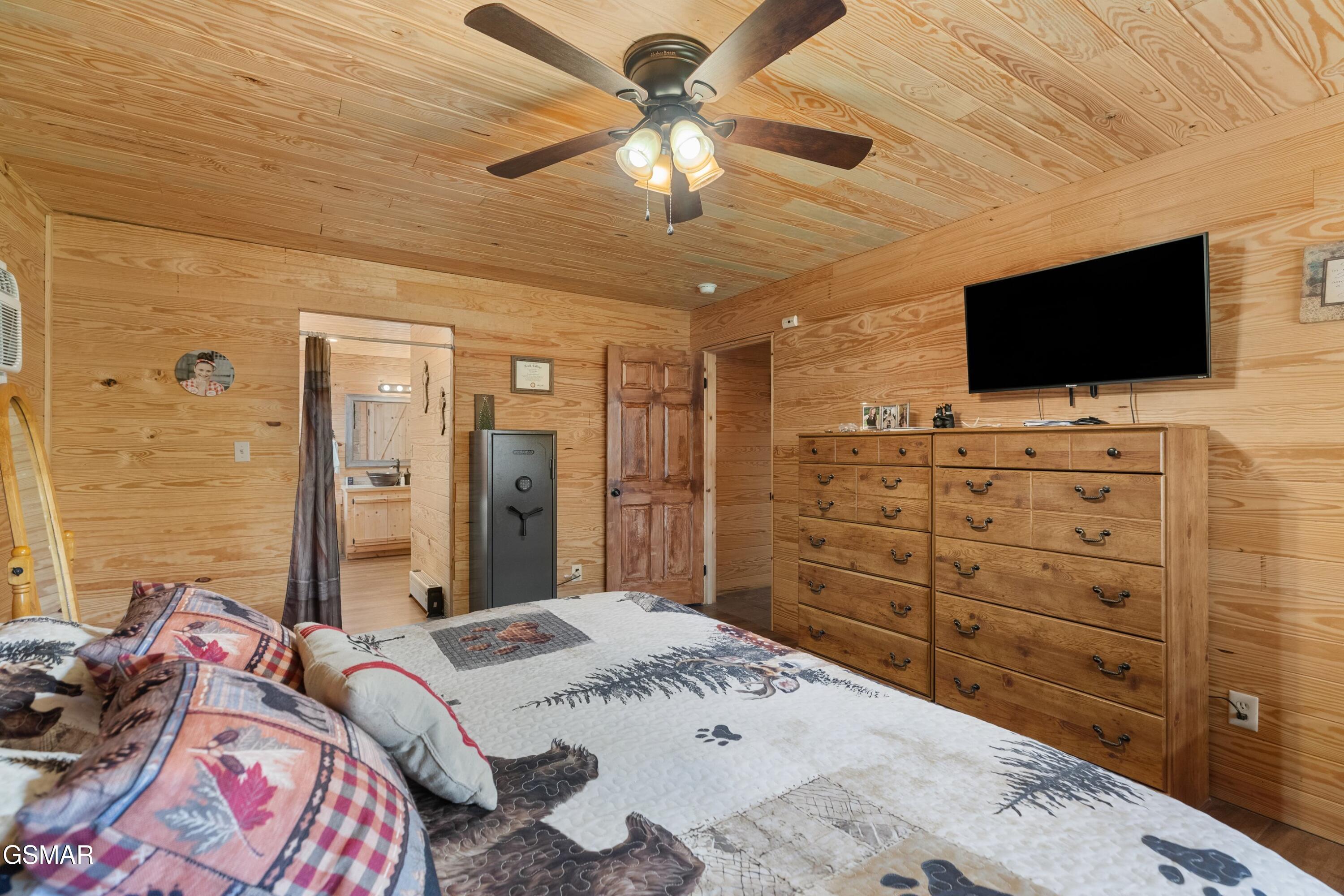 2357 Hall Road Dandridge TN 37725