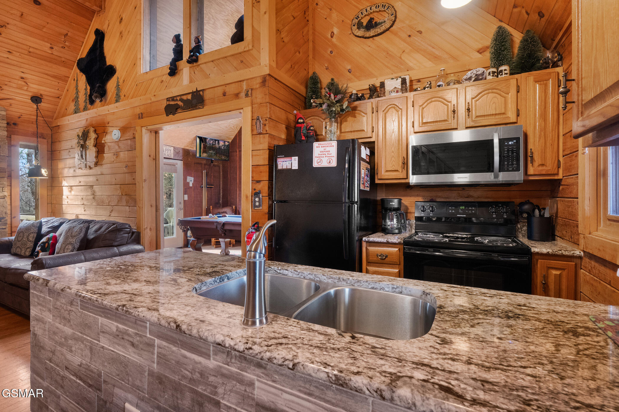 1518 Ridgecrest Drive Sevierville TN 37876