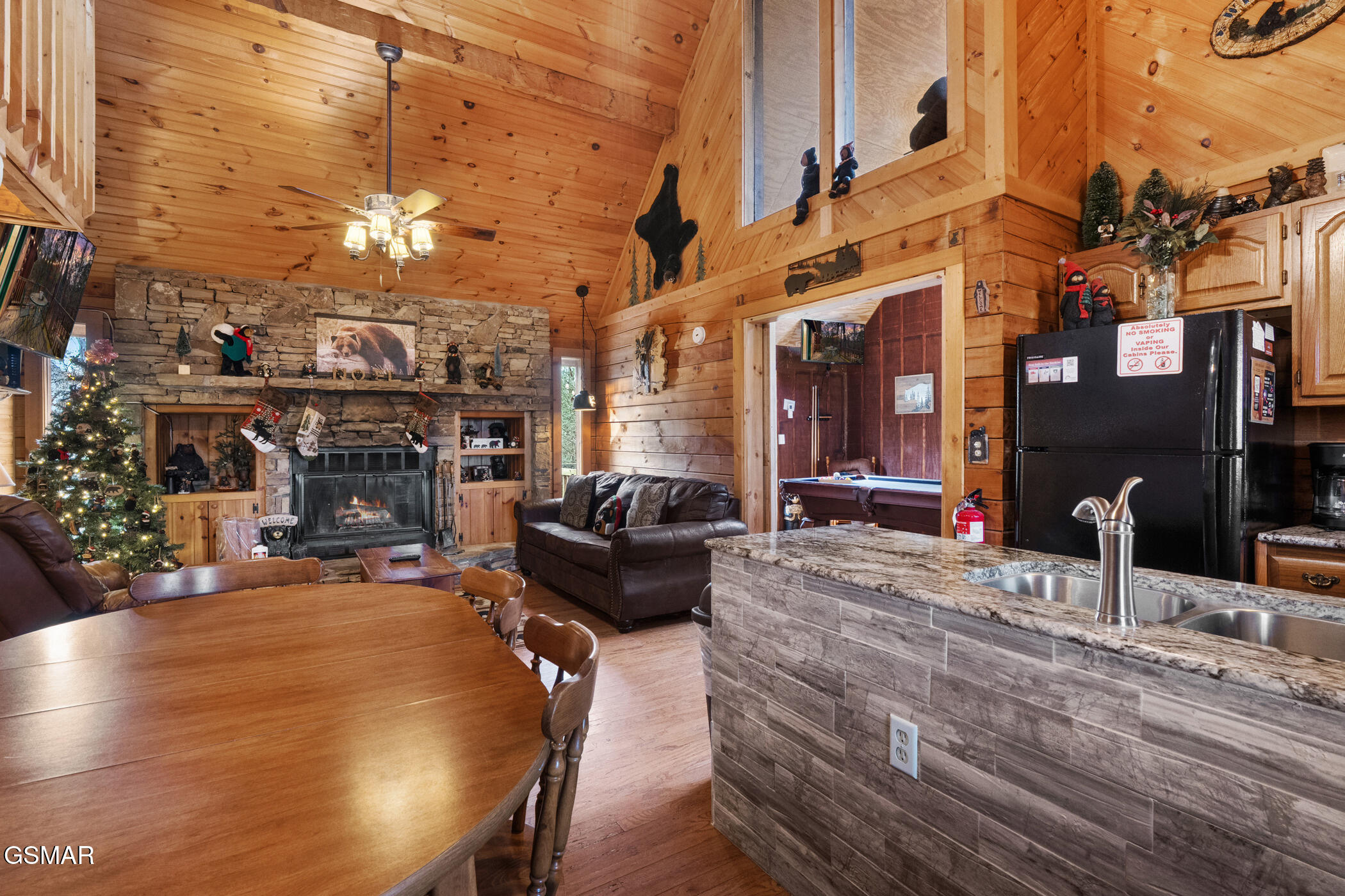 1518 Ridgecrest Drive Sevierville TN 37876