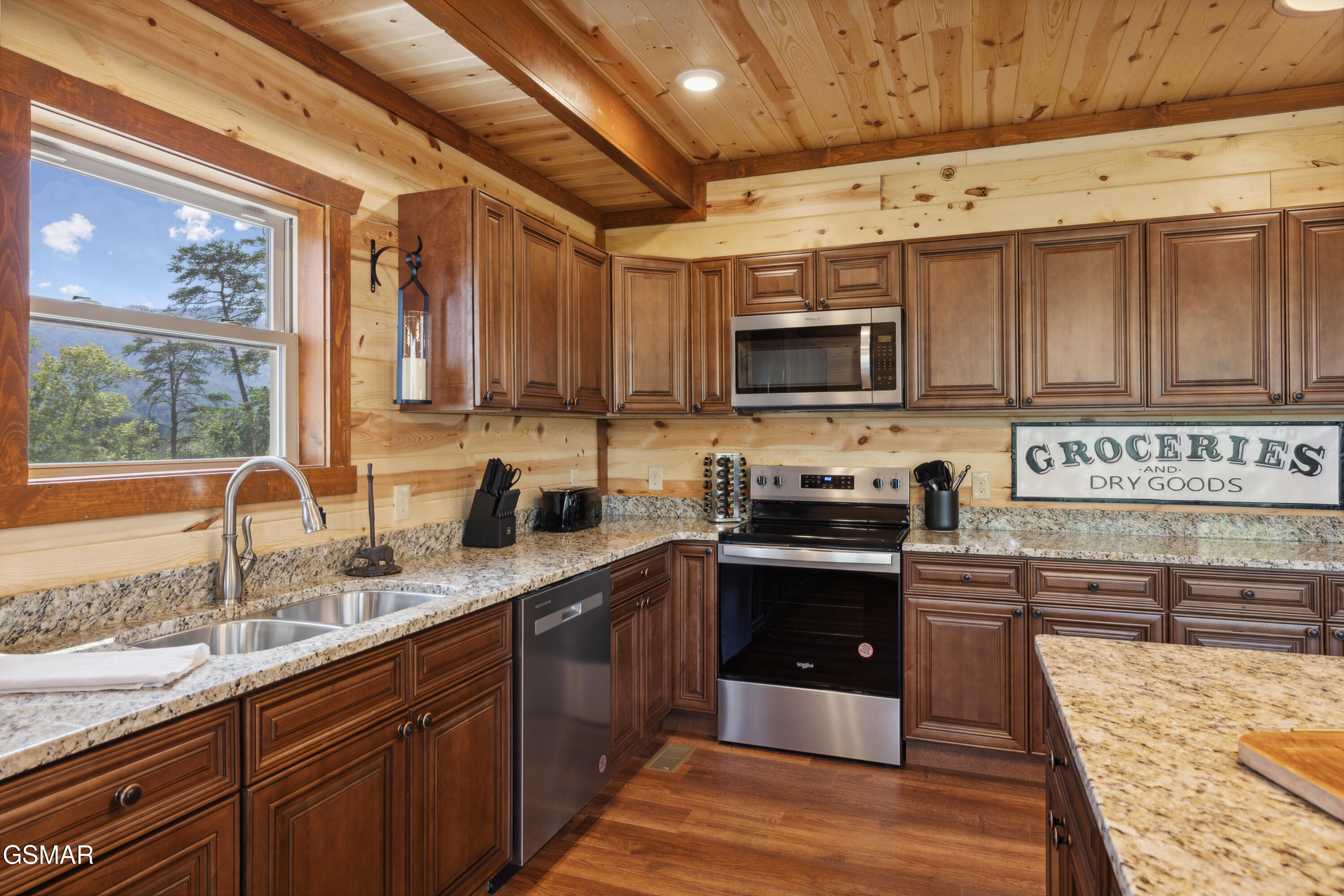 782 Bethlehem Way Sevierville TN 37876