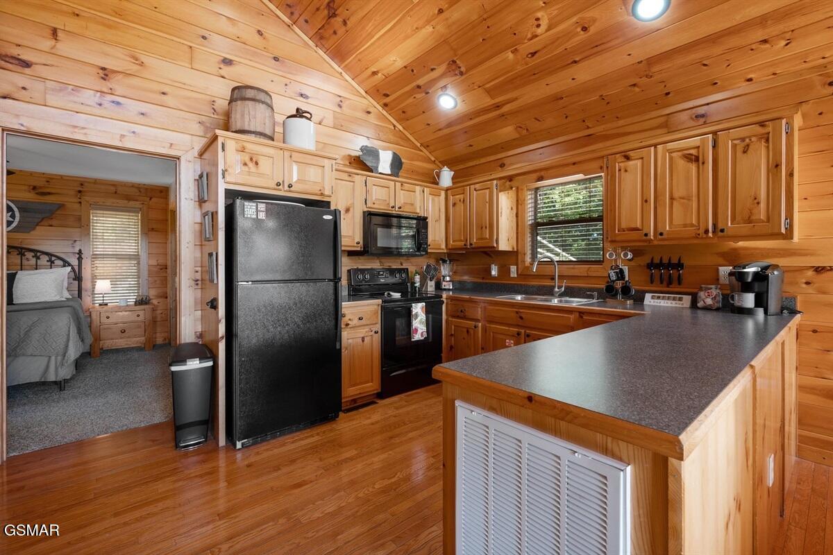 4235 Round Top Way Sevierville TN 37862
