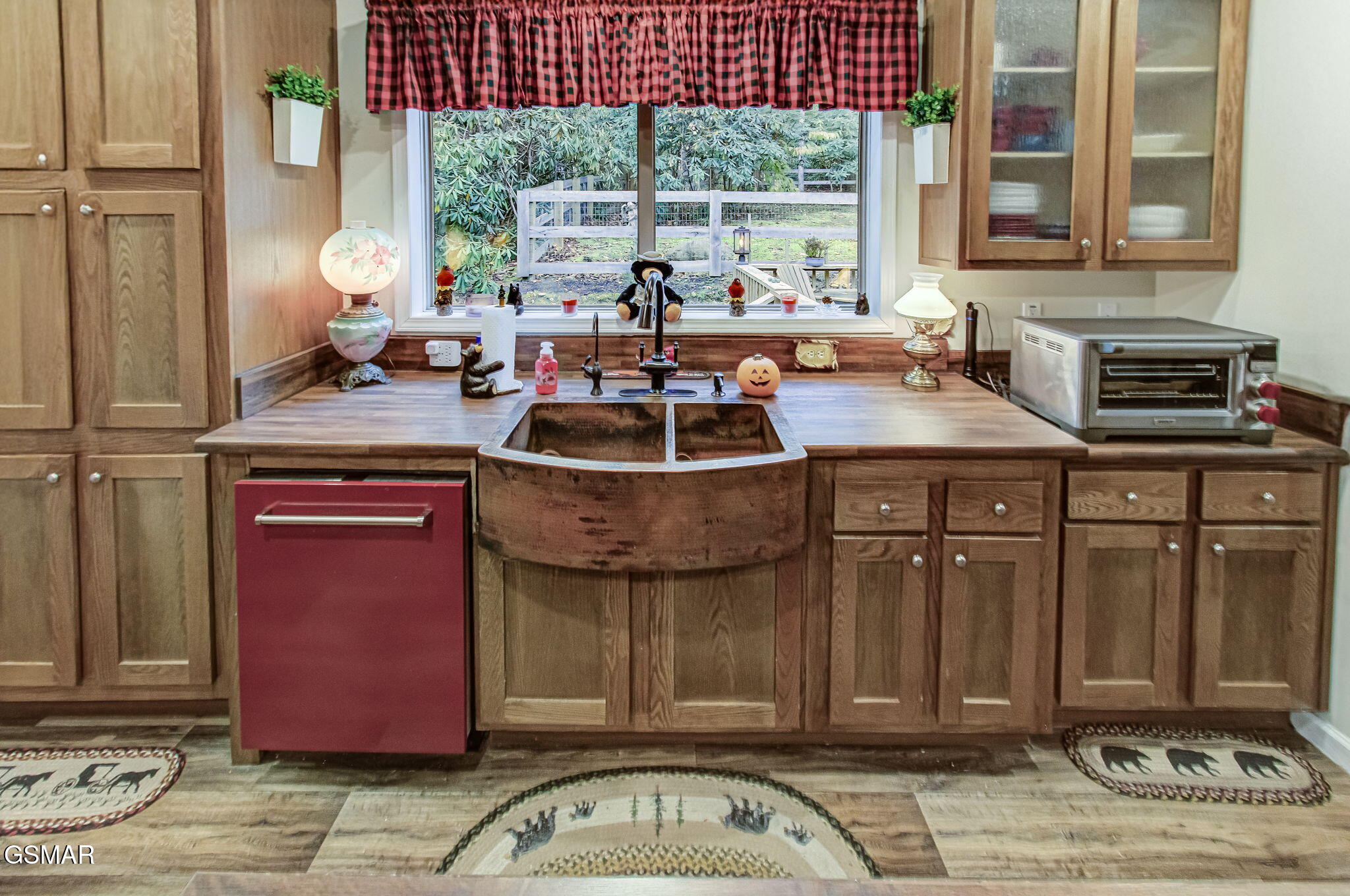 3950 Forest Trail Drive Sevierville TN 37876