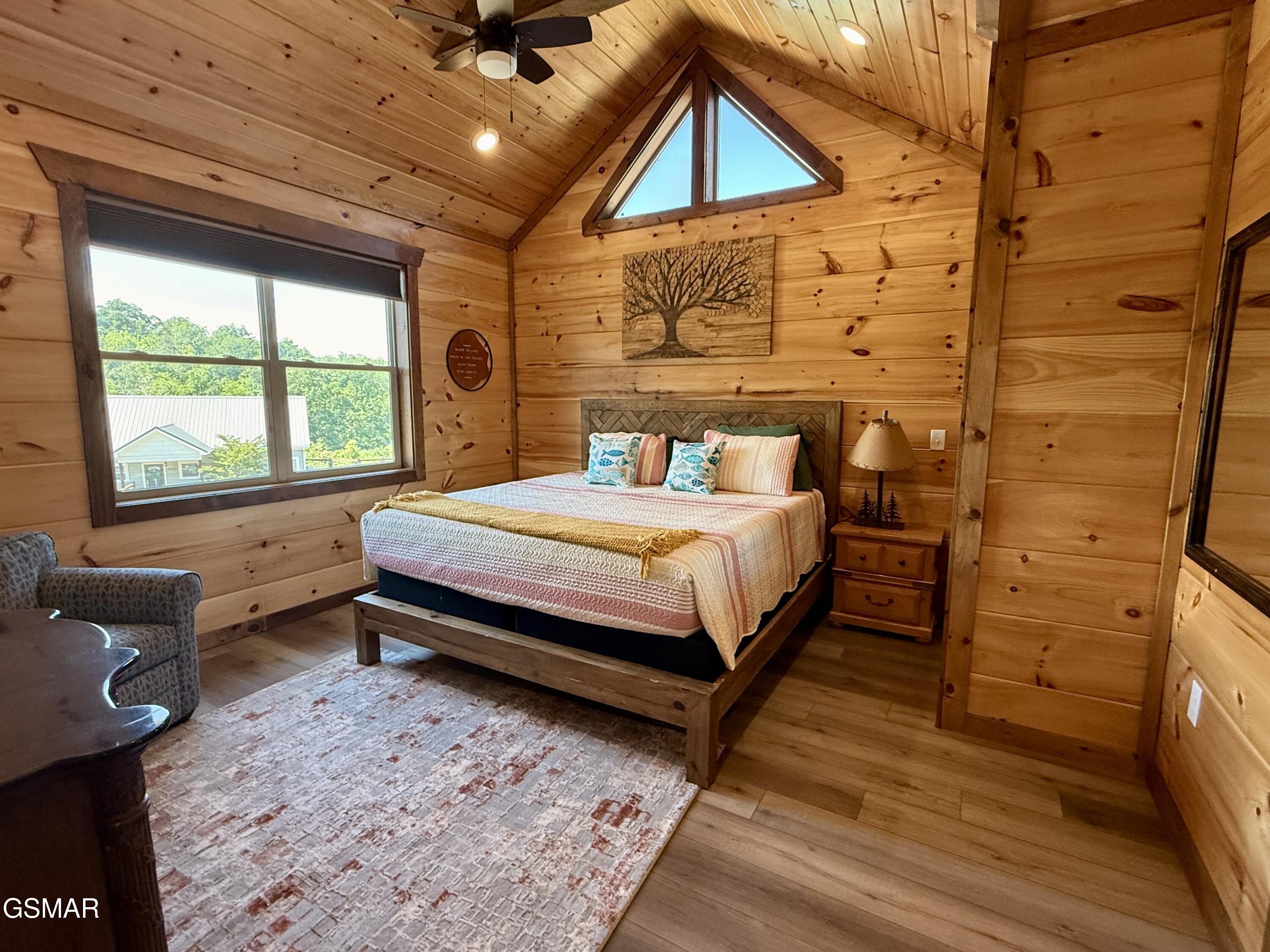 1124 Sanctuary Shores Way Sevierville TN 37876