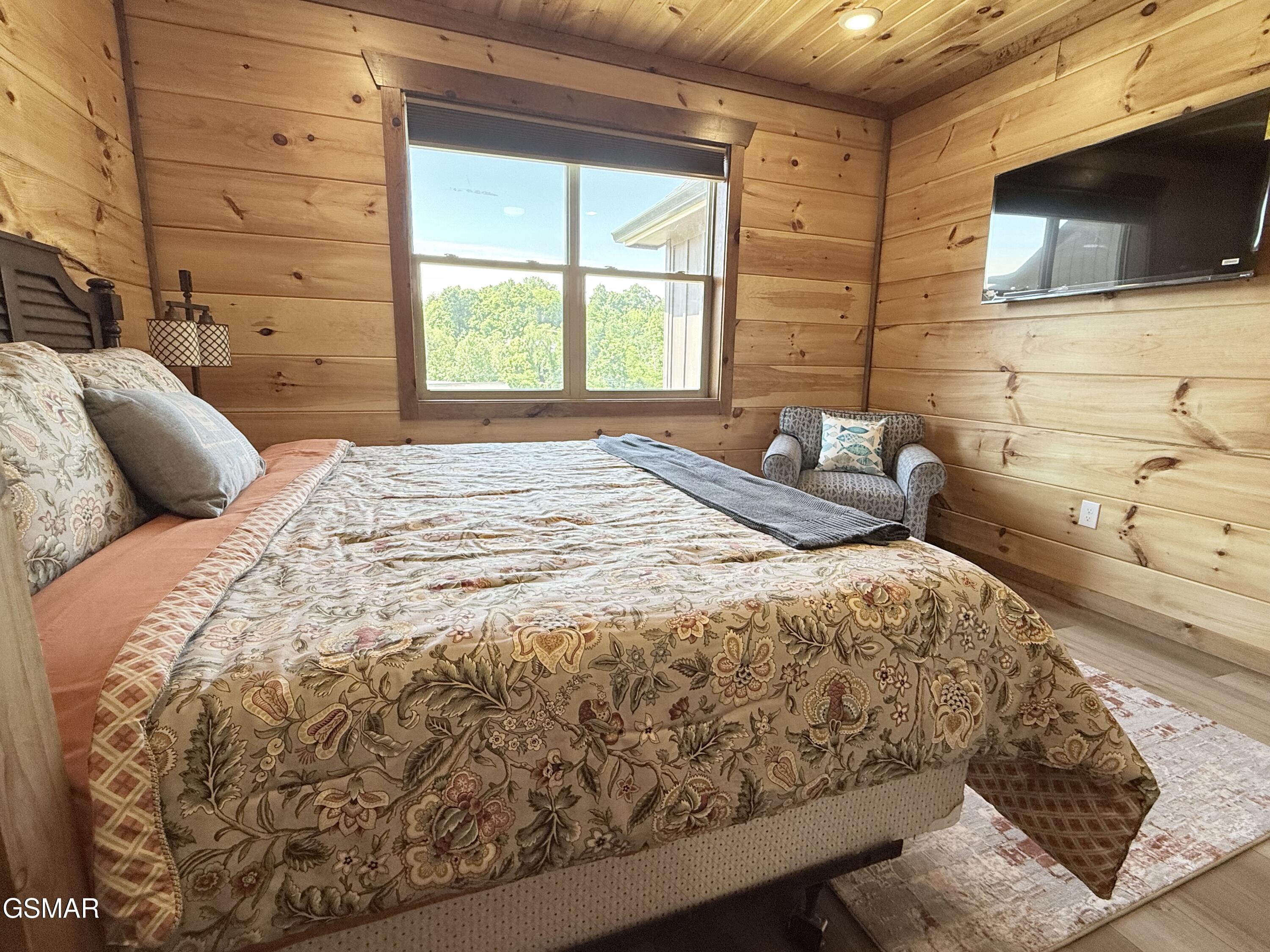1124 Sanctuary Shores Way Sevierville TN 37876