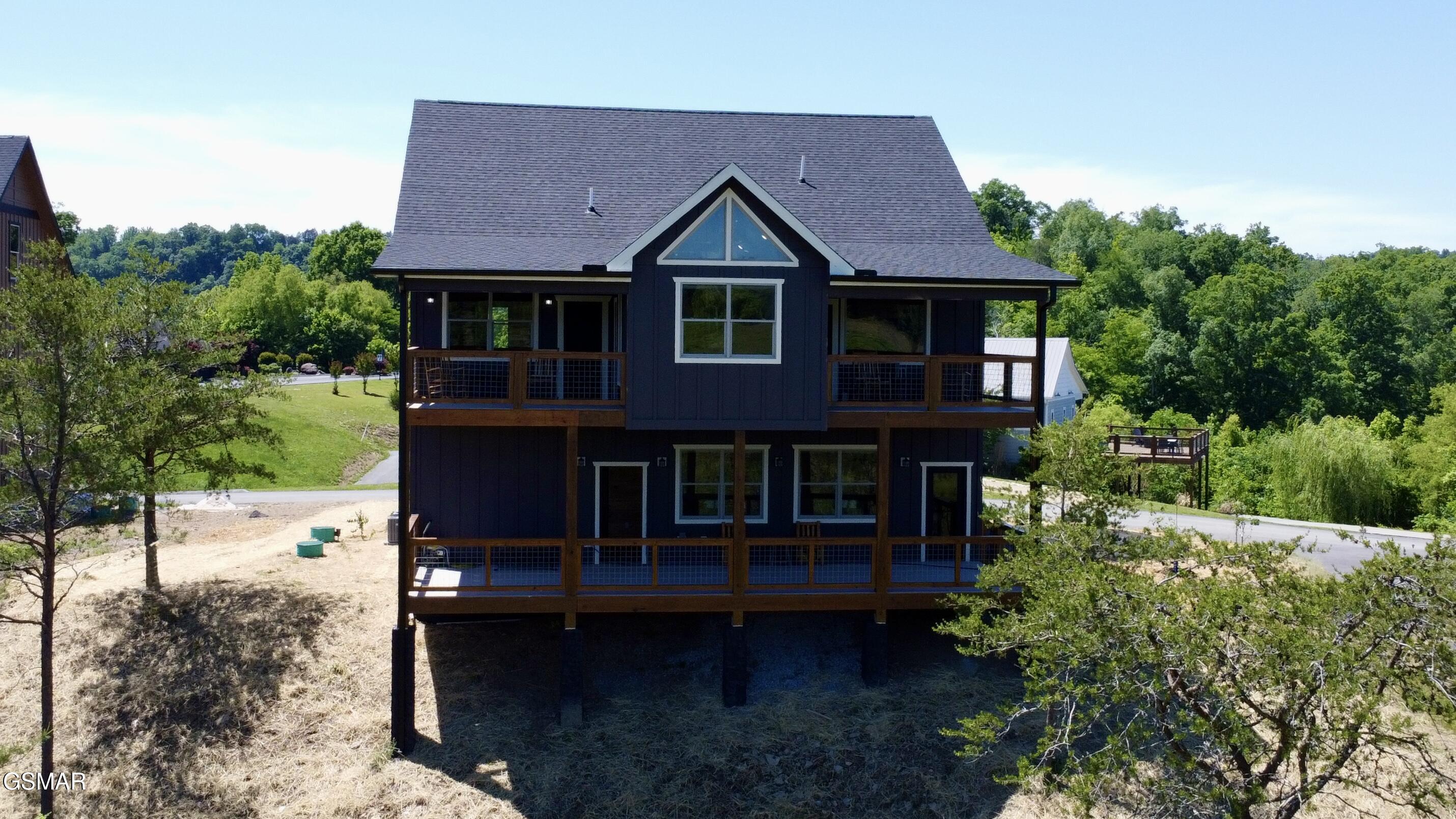 1124 Sanctuary Shores Way Sevierville TN 37876