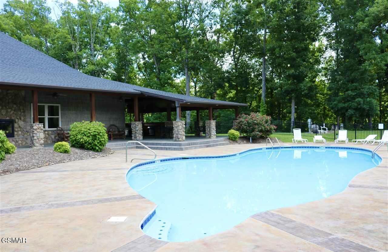 1124 Sanctuary Shores Way Sevierville TN 37876