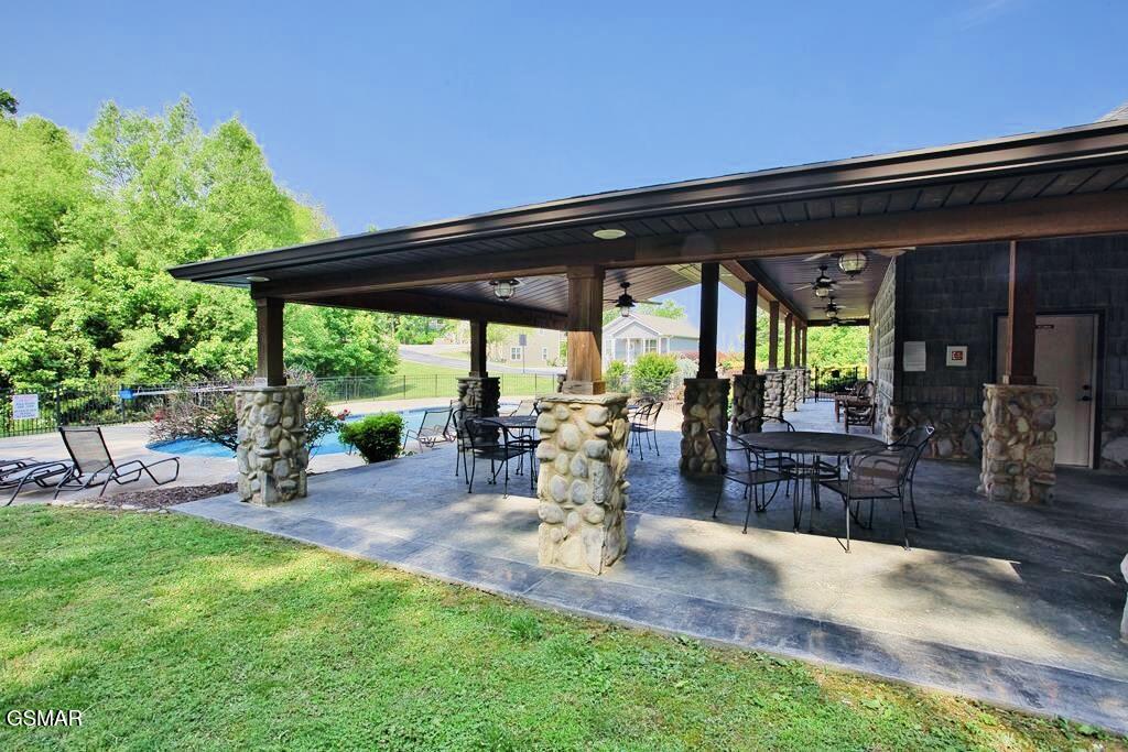 1124 Sanctuary Shores Way Sevierville TN 37876