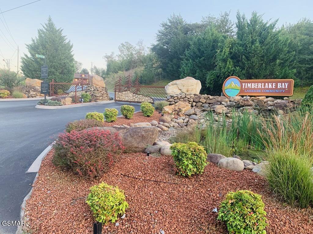 1124 Sanctuary Shores Way Sevierville TN 37876