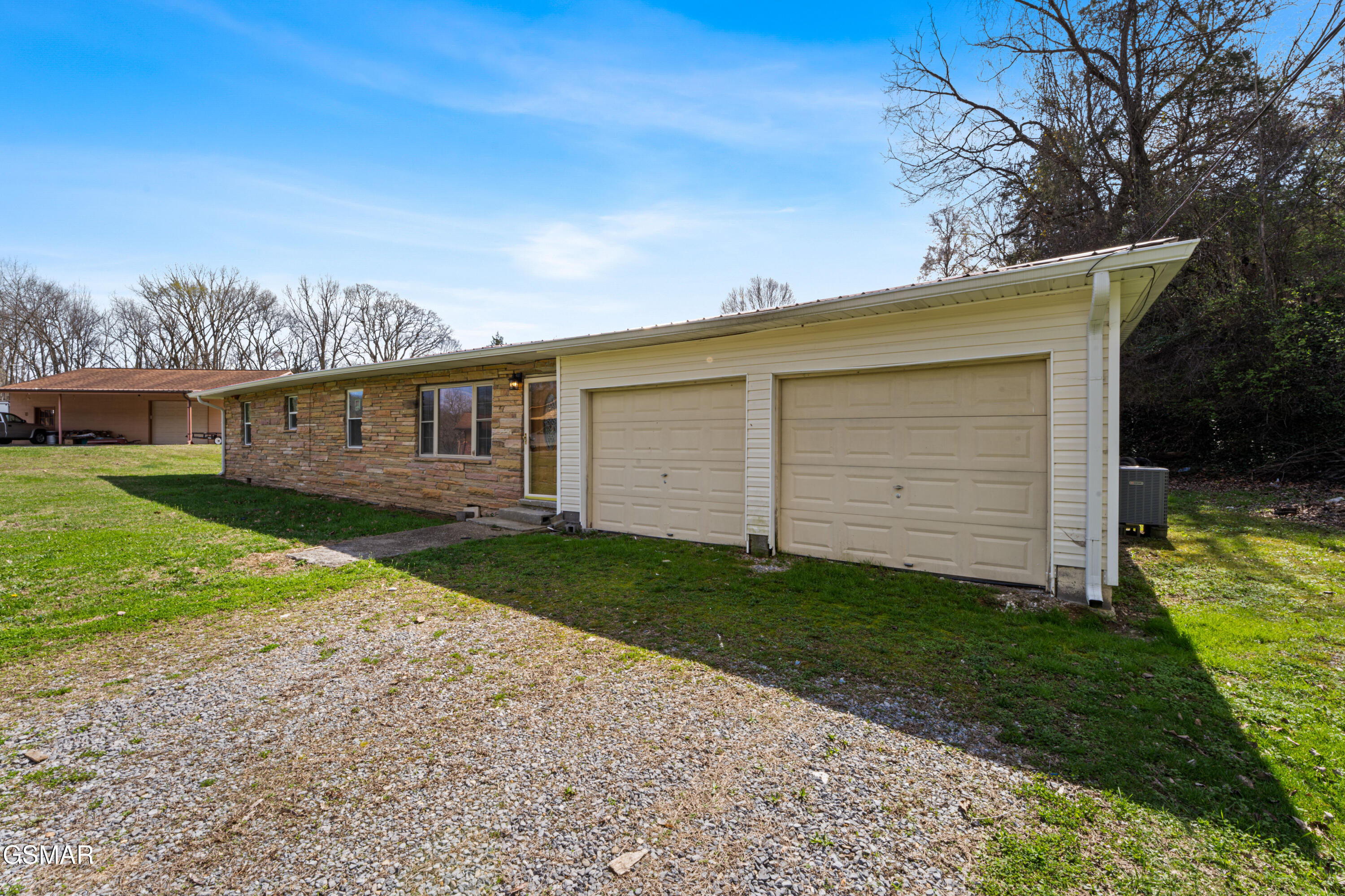 1025 Scarlet Road Newport TN 37821