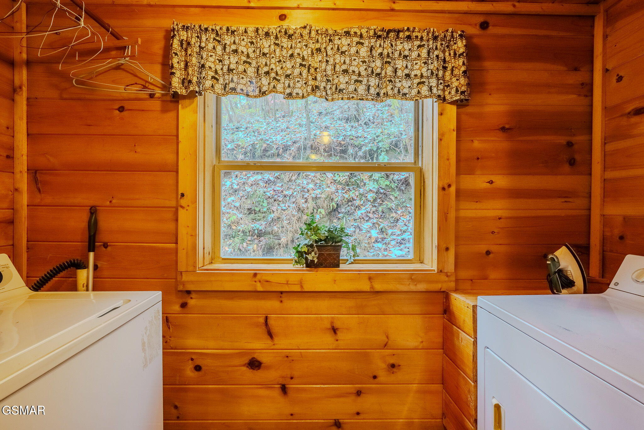 1321 Wears Valley Road Townsend TN 37882