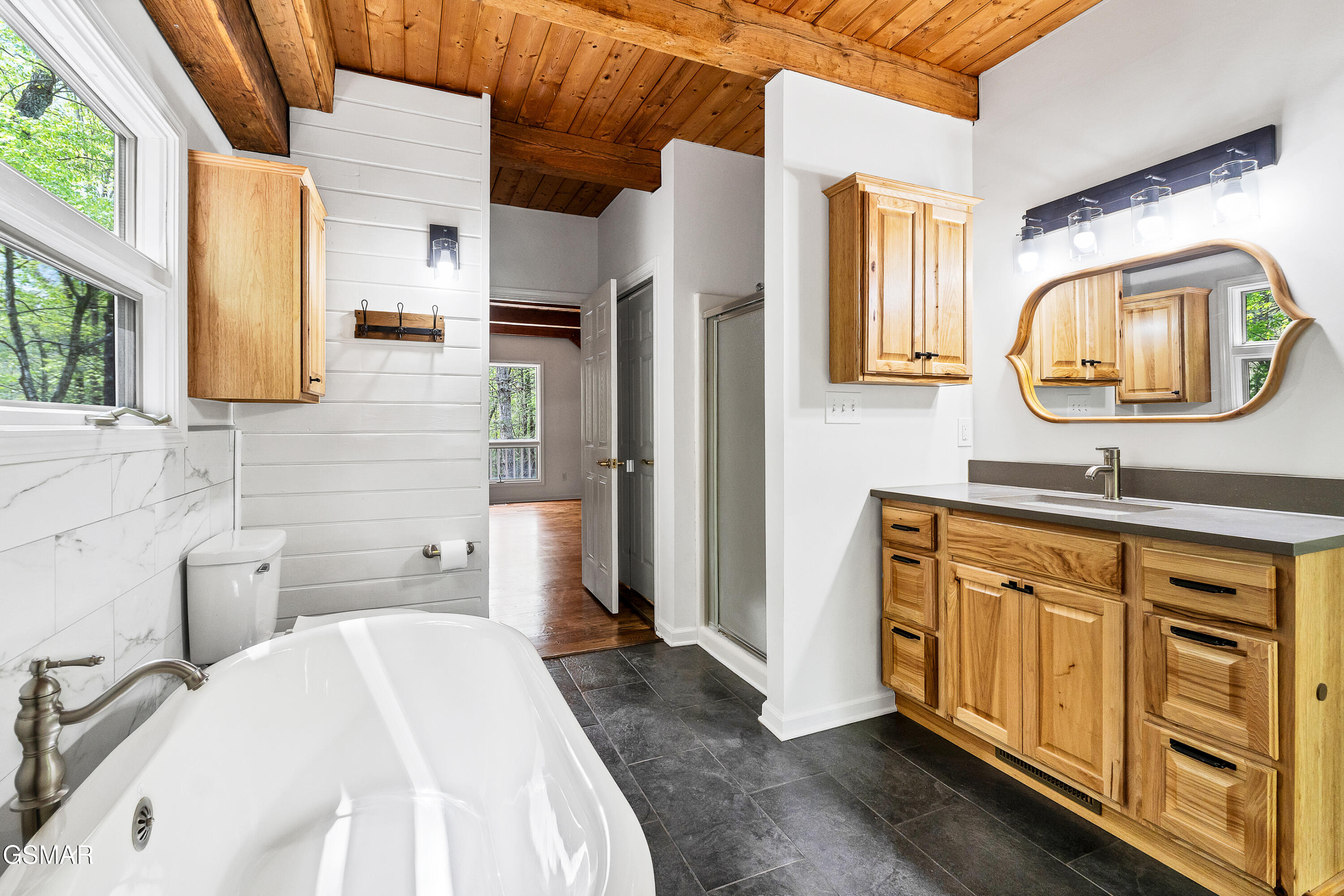 2210 Turkey Roost Road Walland TN 37886