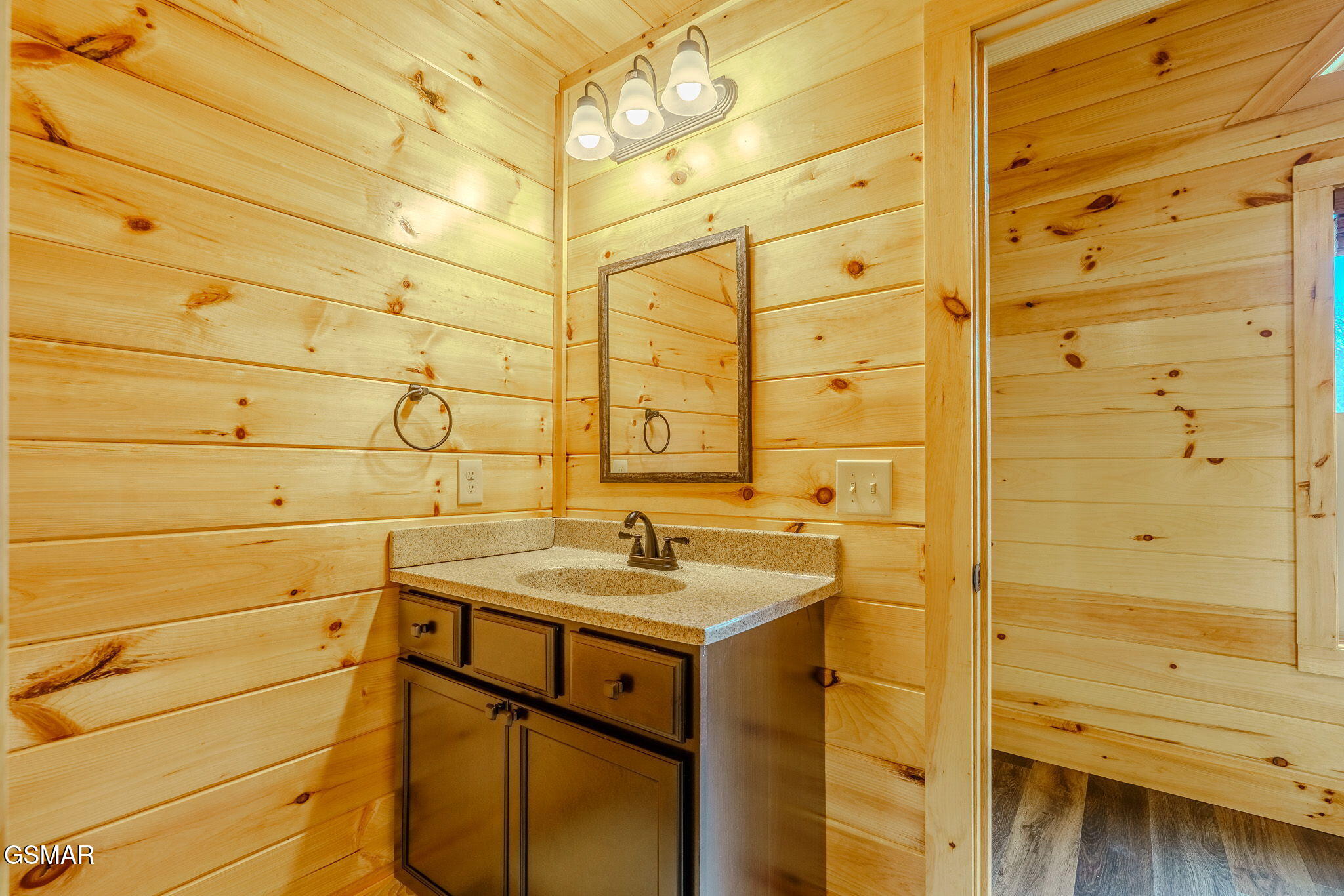 3850 Twilight Way Pigeon Forge TN 37862