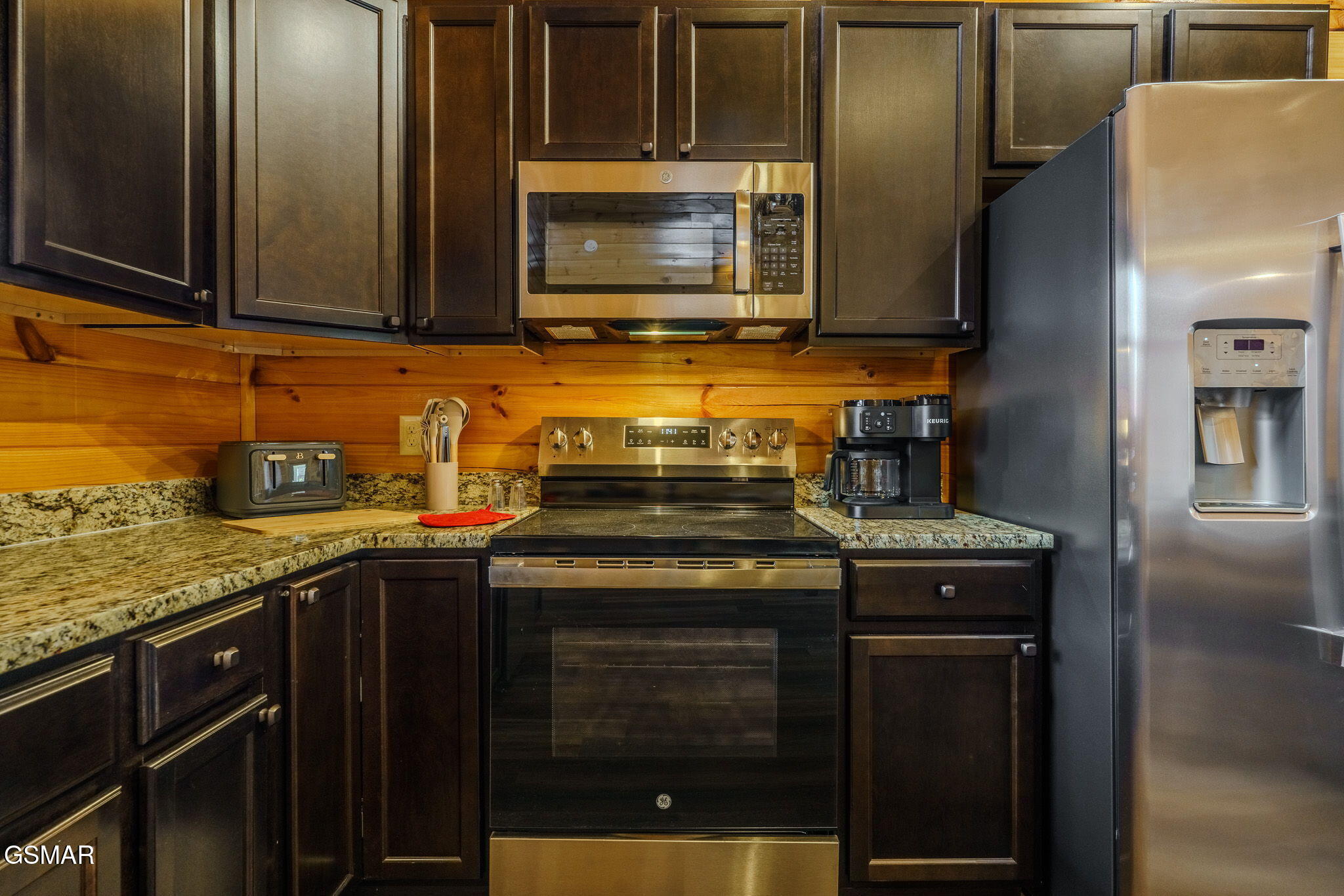 3850 Twilight Way Pigeon Forge TN 37862