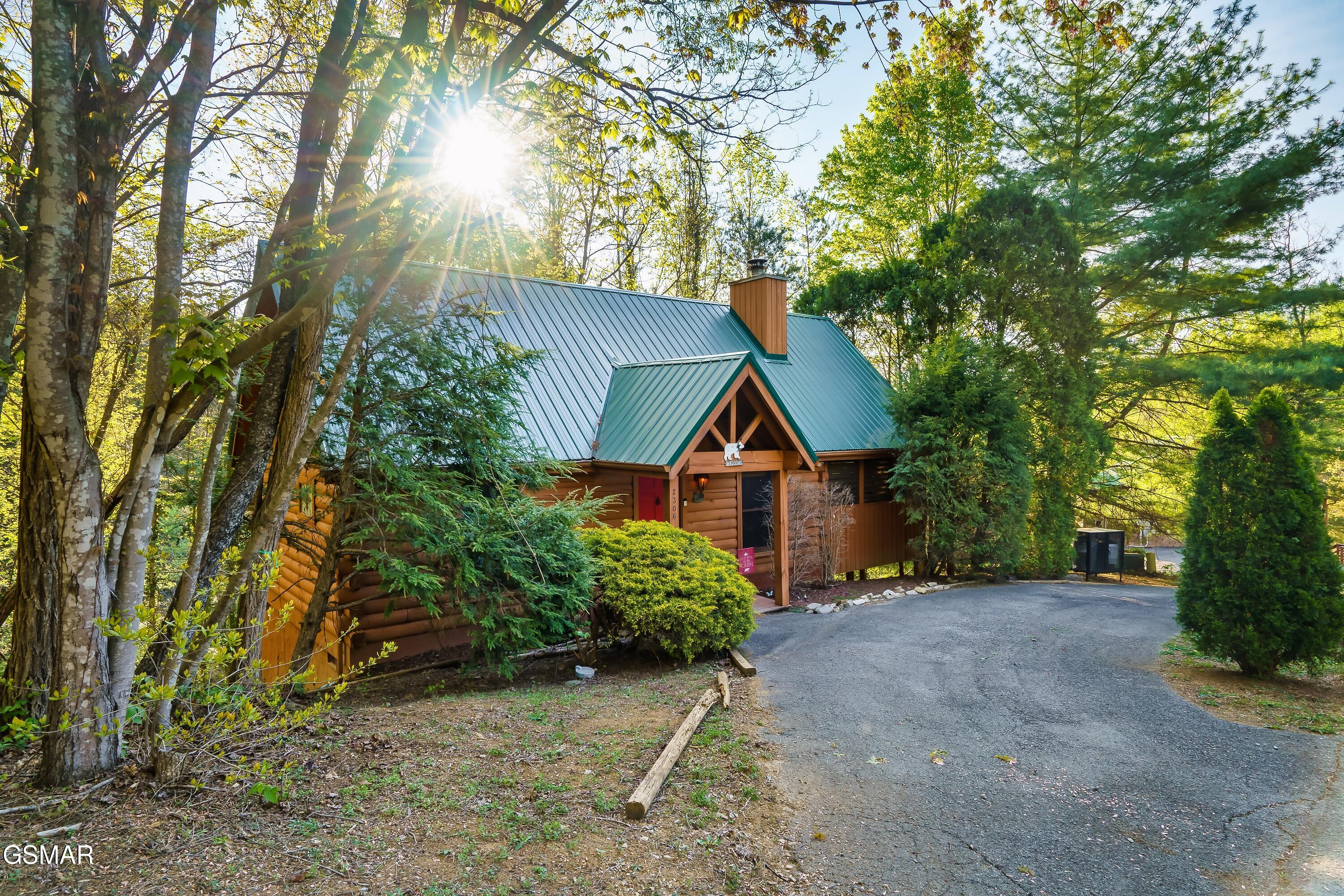 2306 Bonnie Lane Sevierville TN 37876