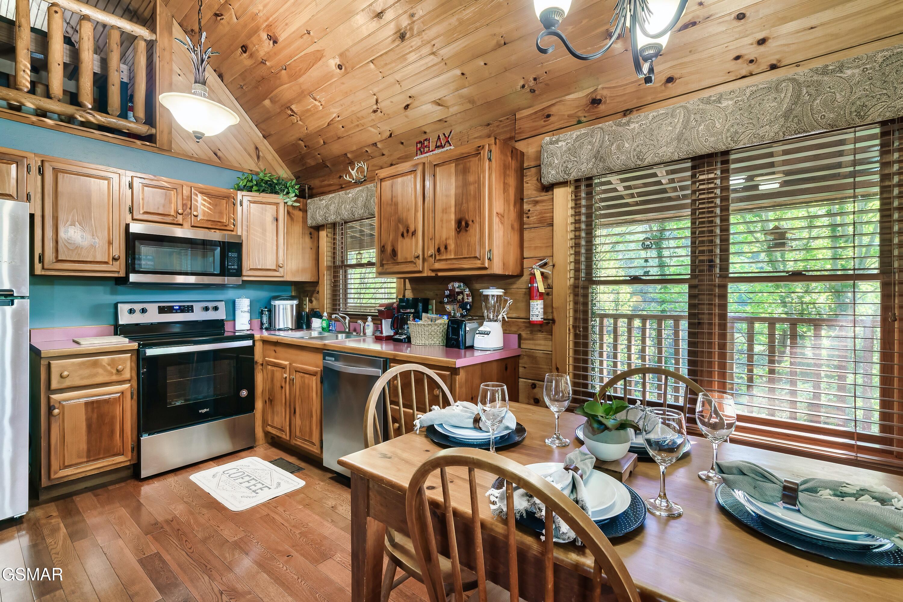 2306 Bonnie Lane Sevierville TN 37876