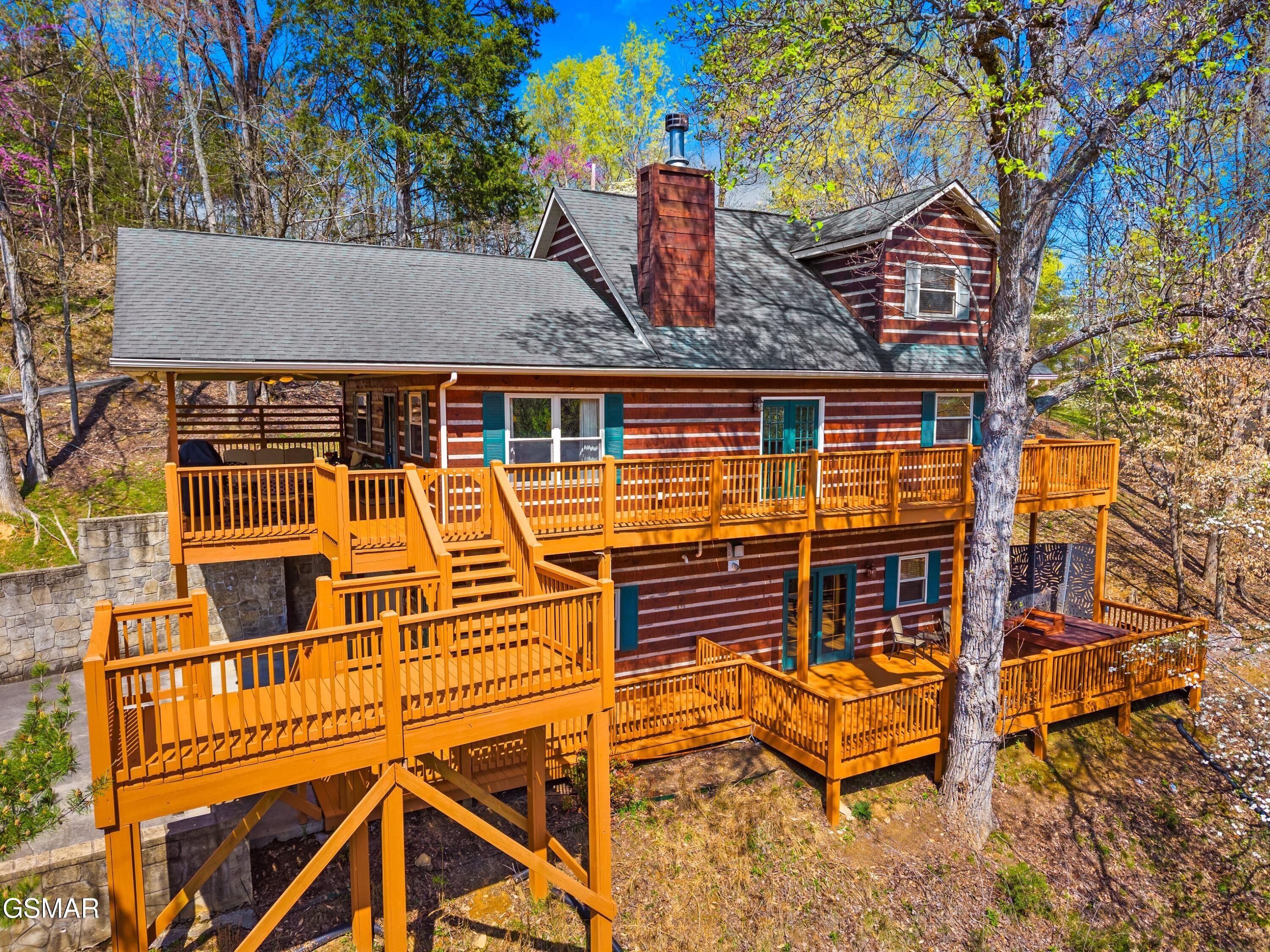429 Filet Lane Dandridge TN 37725
