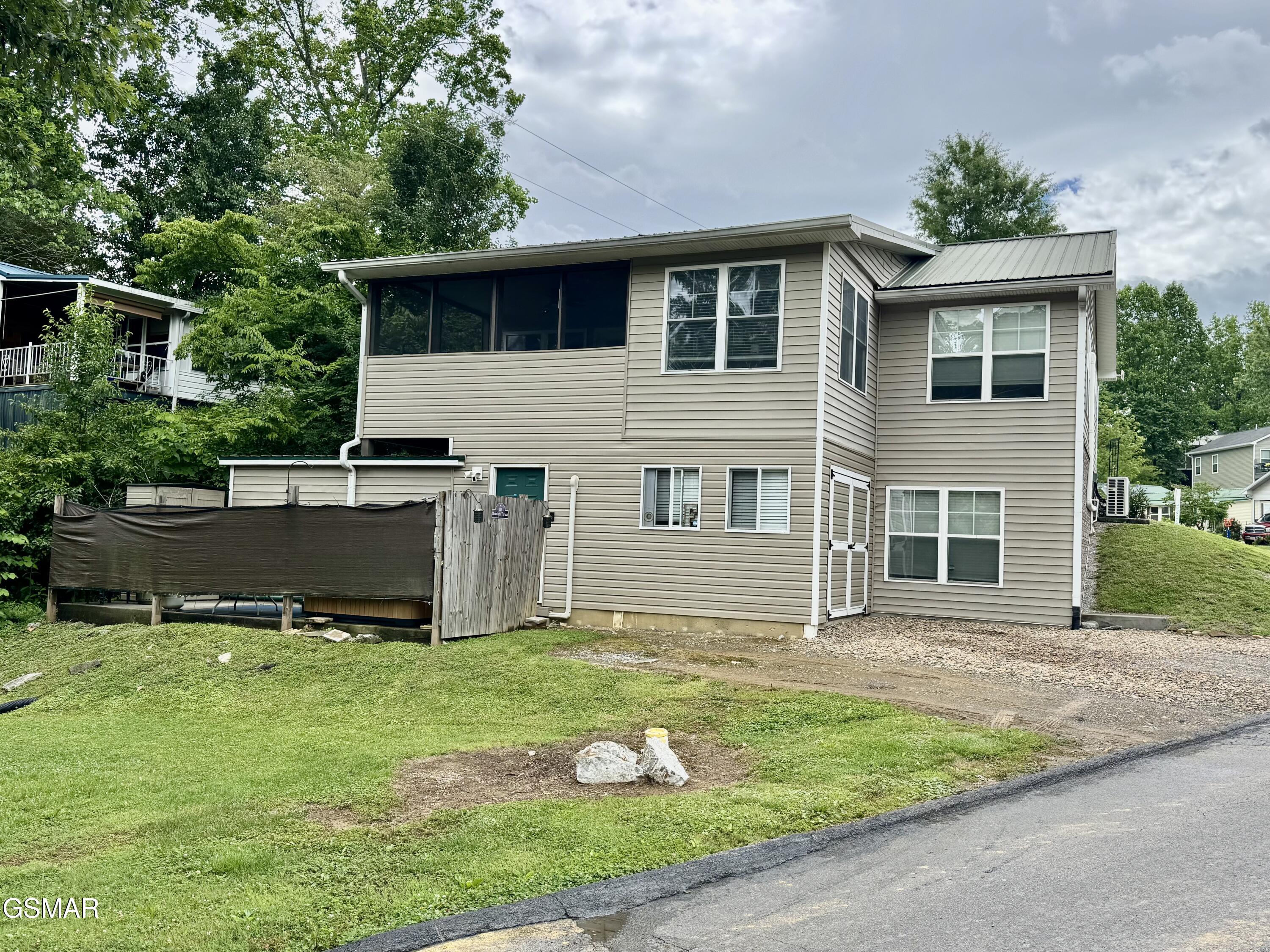 401 Mountain Thrush Drive Townsend TN 37882