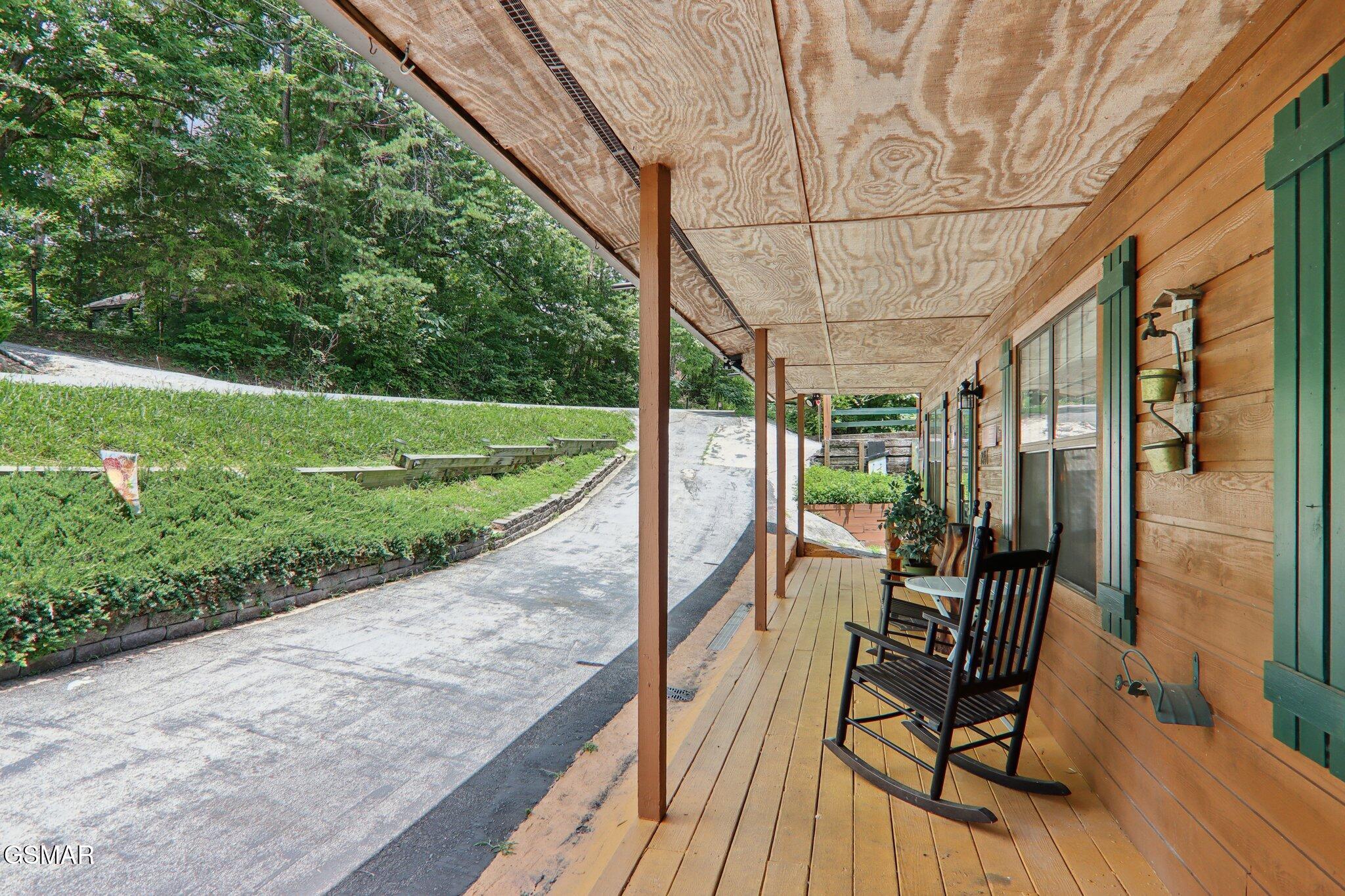 2746 Easy Street Sevierville TN 37862