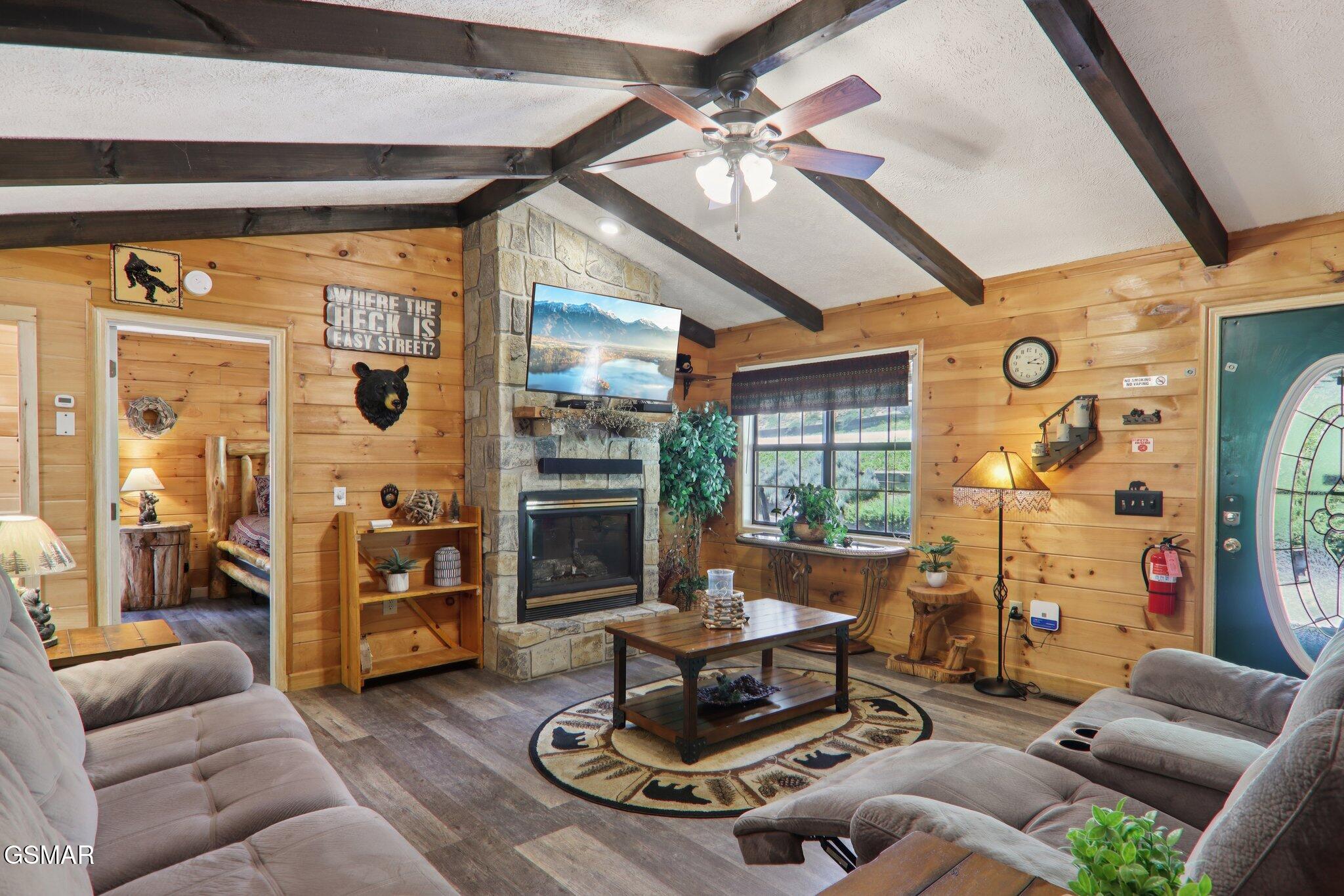 2746 Easy Street Sevierville TN 37862