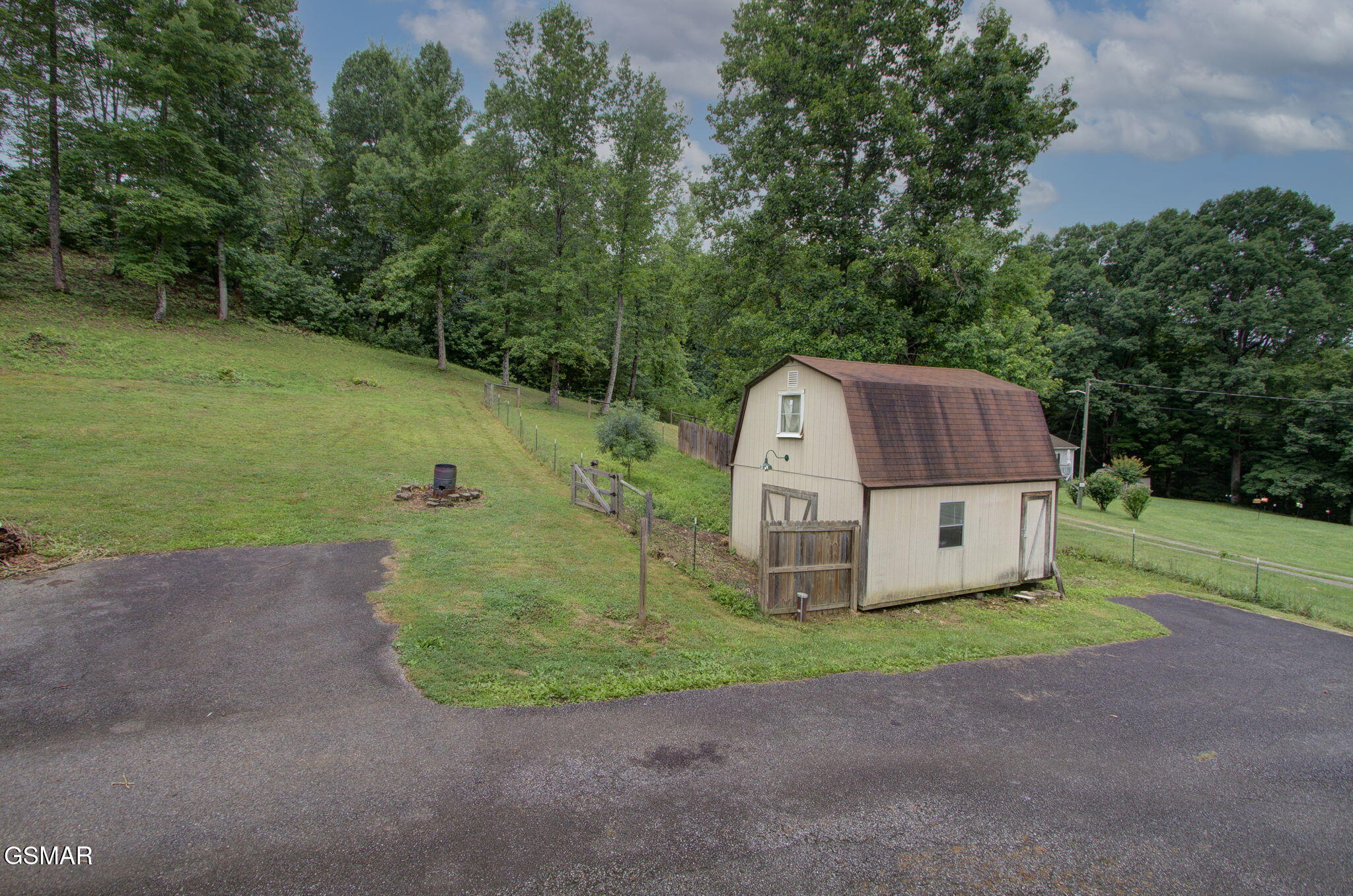 1921 Jerry Lynn Way Seymour TN 37865
