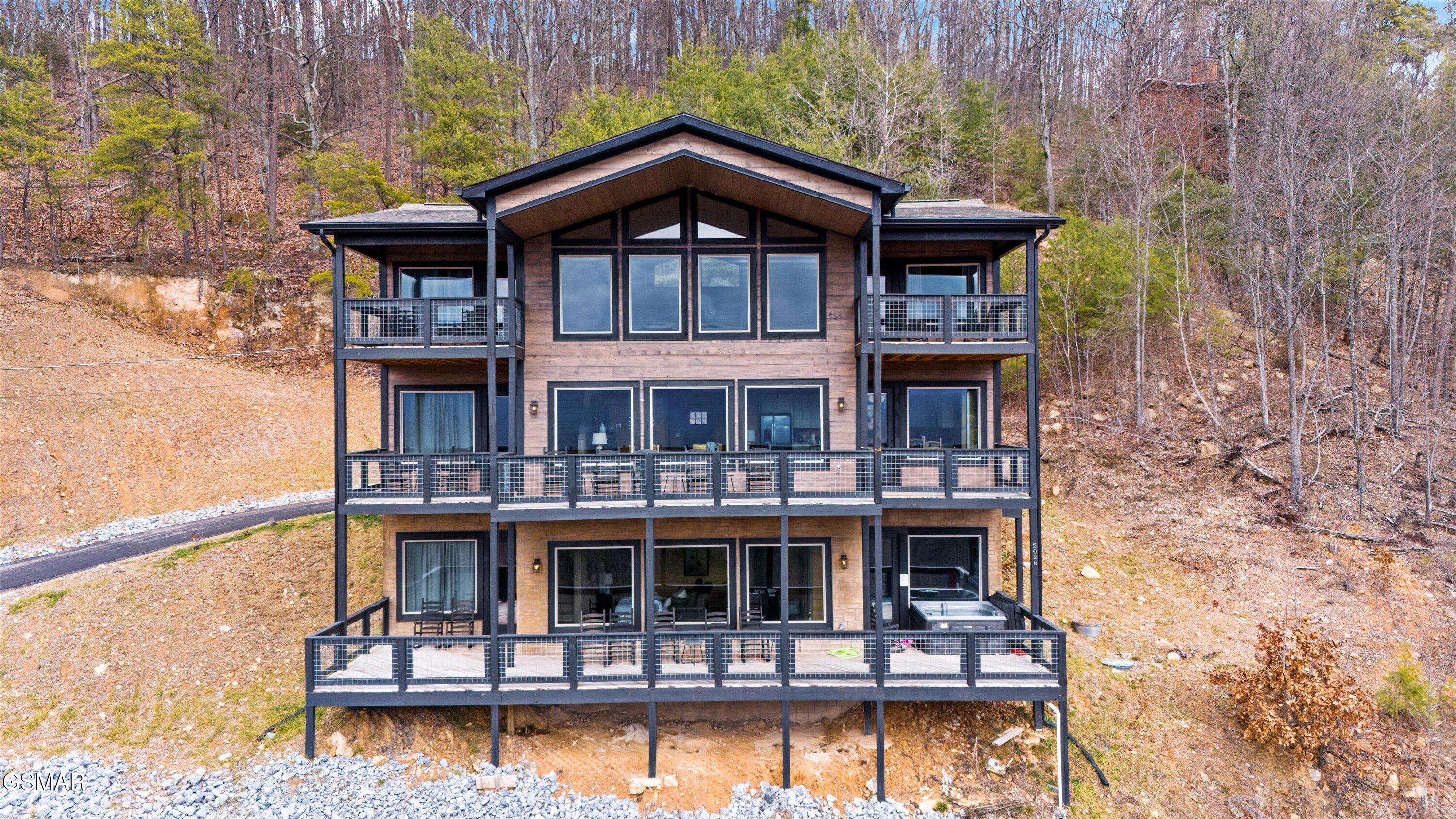 2026 Mccarter Drive Sevierville TN 37862