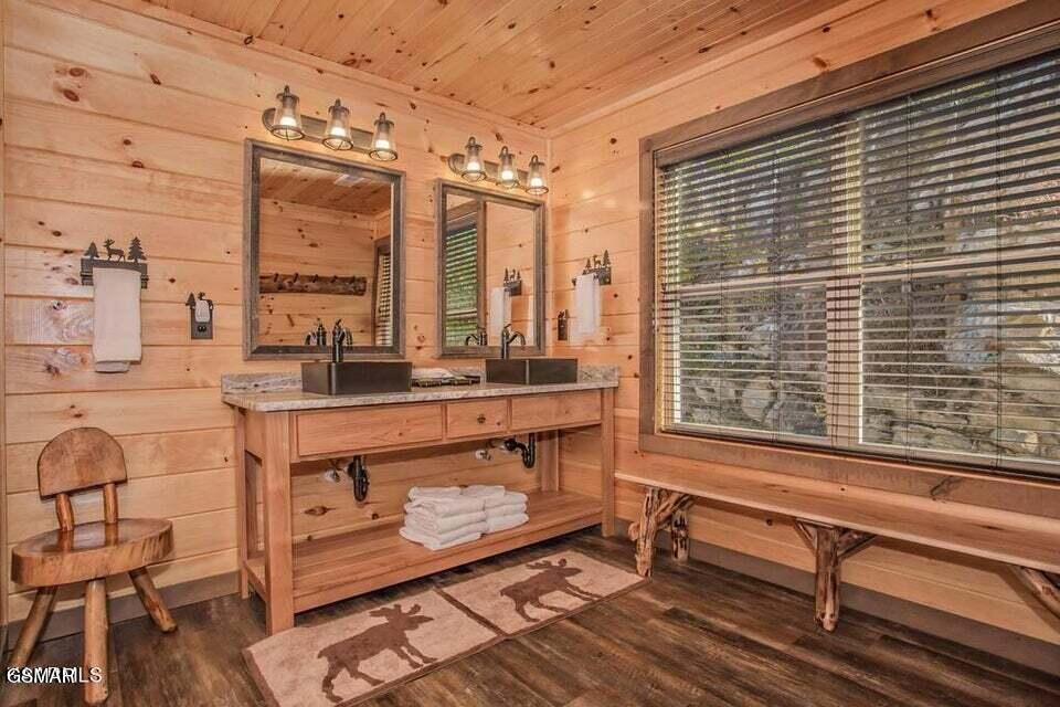 1860 Billard Way Sevierville TN 37876