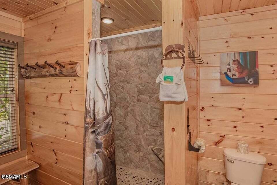 1860 Billard Way Sevierville TN 37876