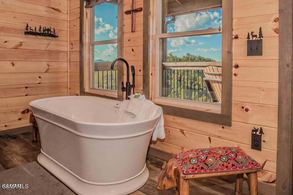 1860 Billard Way Sevierville TN 37876