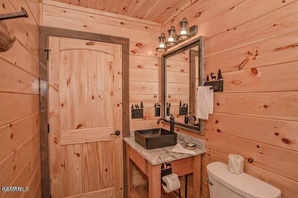 1860 Billard Way Sevierville TN 37876