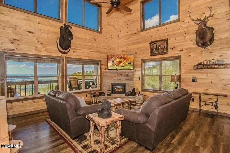 1860 Billard Way Sevierville TN 37876