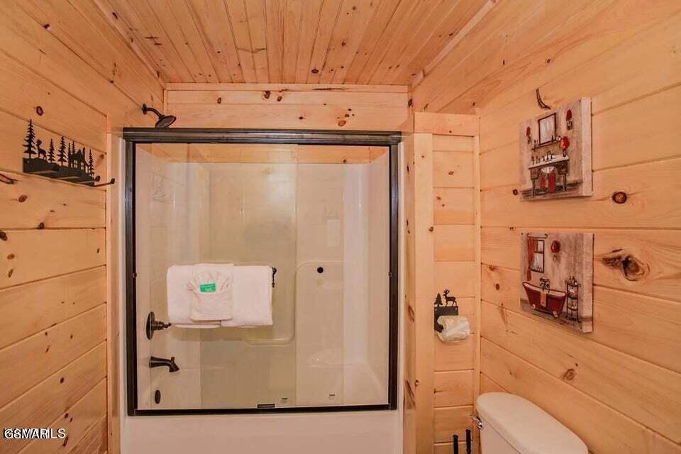 1860 Billard Way Sevierville TN 37876