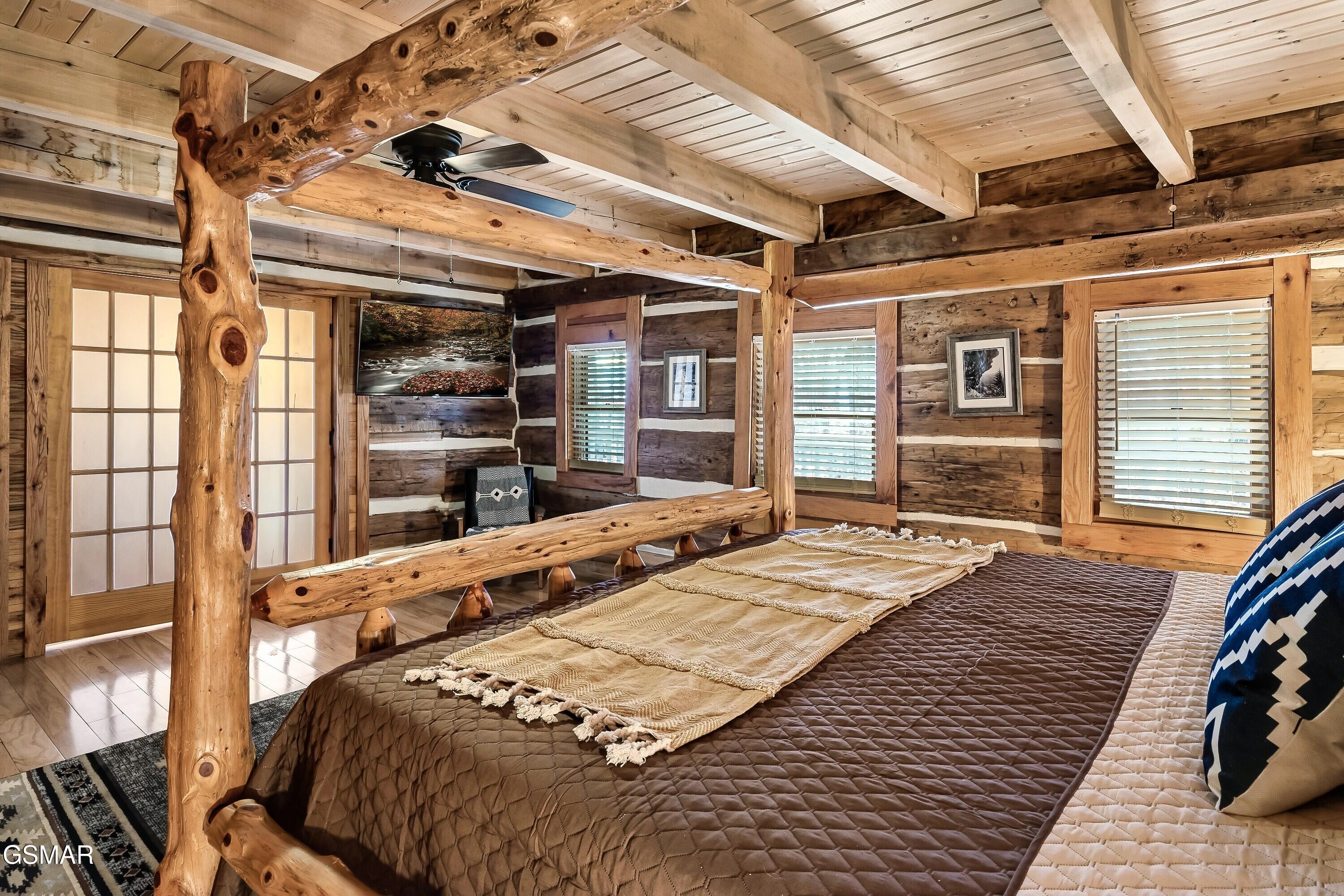 1949 Orchard Drive Sevierville TN 37876