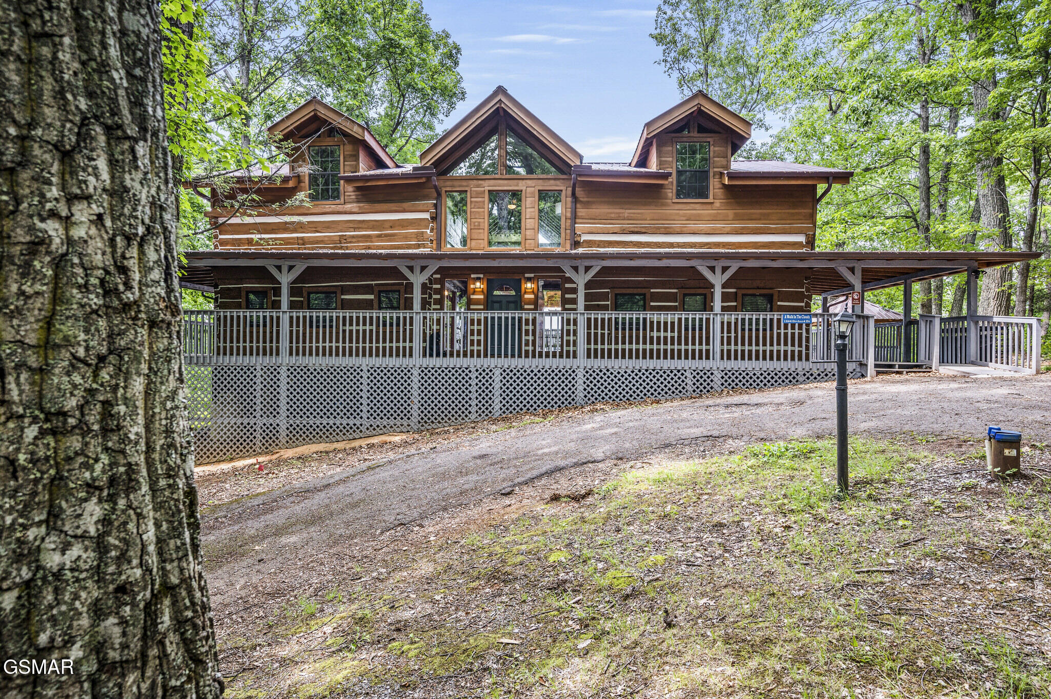 1949 Orchard Drive Sevierville TN 37876