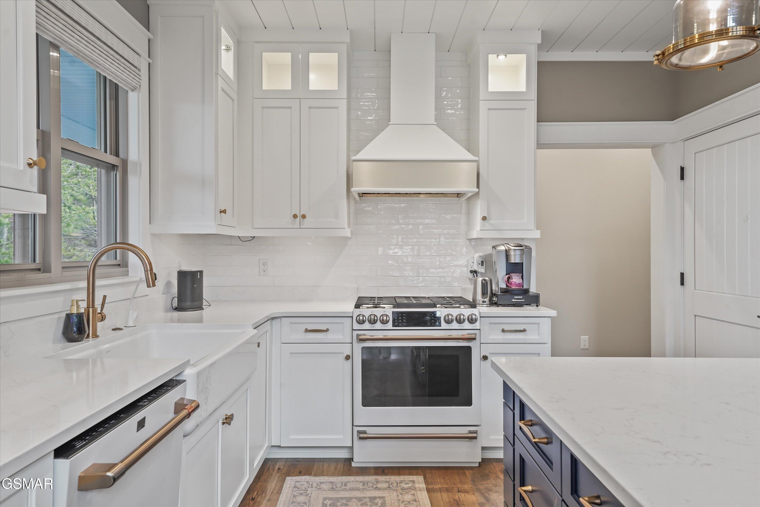 120 Cypress Drive Dandridge TN 37725