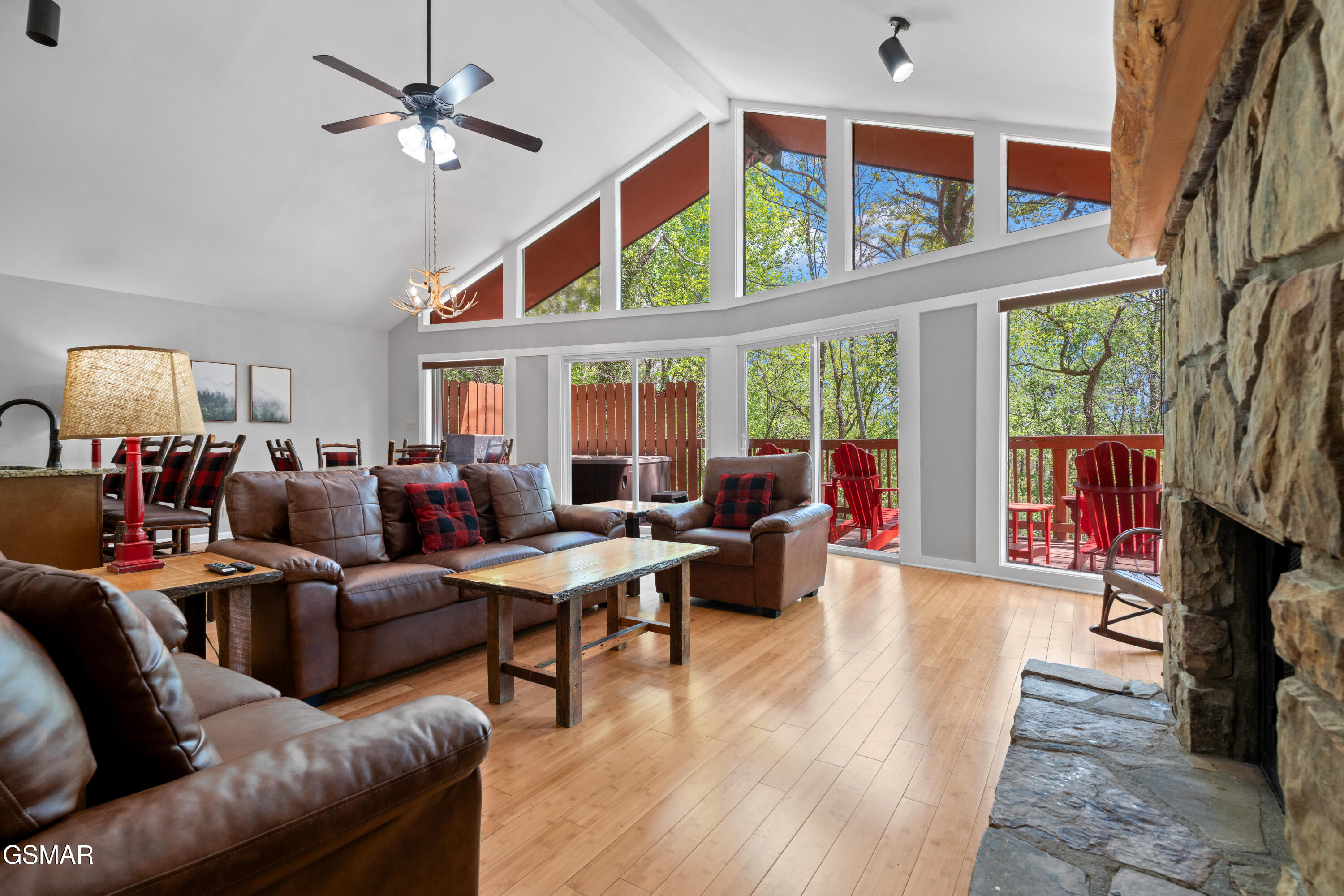 913 Echo Place Gatlinburg TN 37738