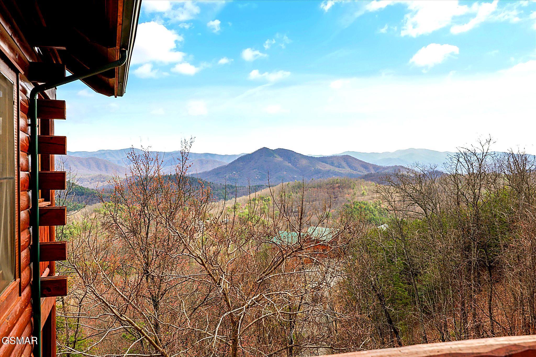 3032 Hickory Lodge Drive Sevierville TN 37862