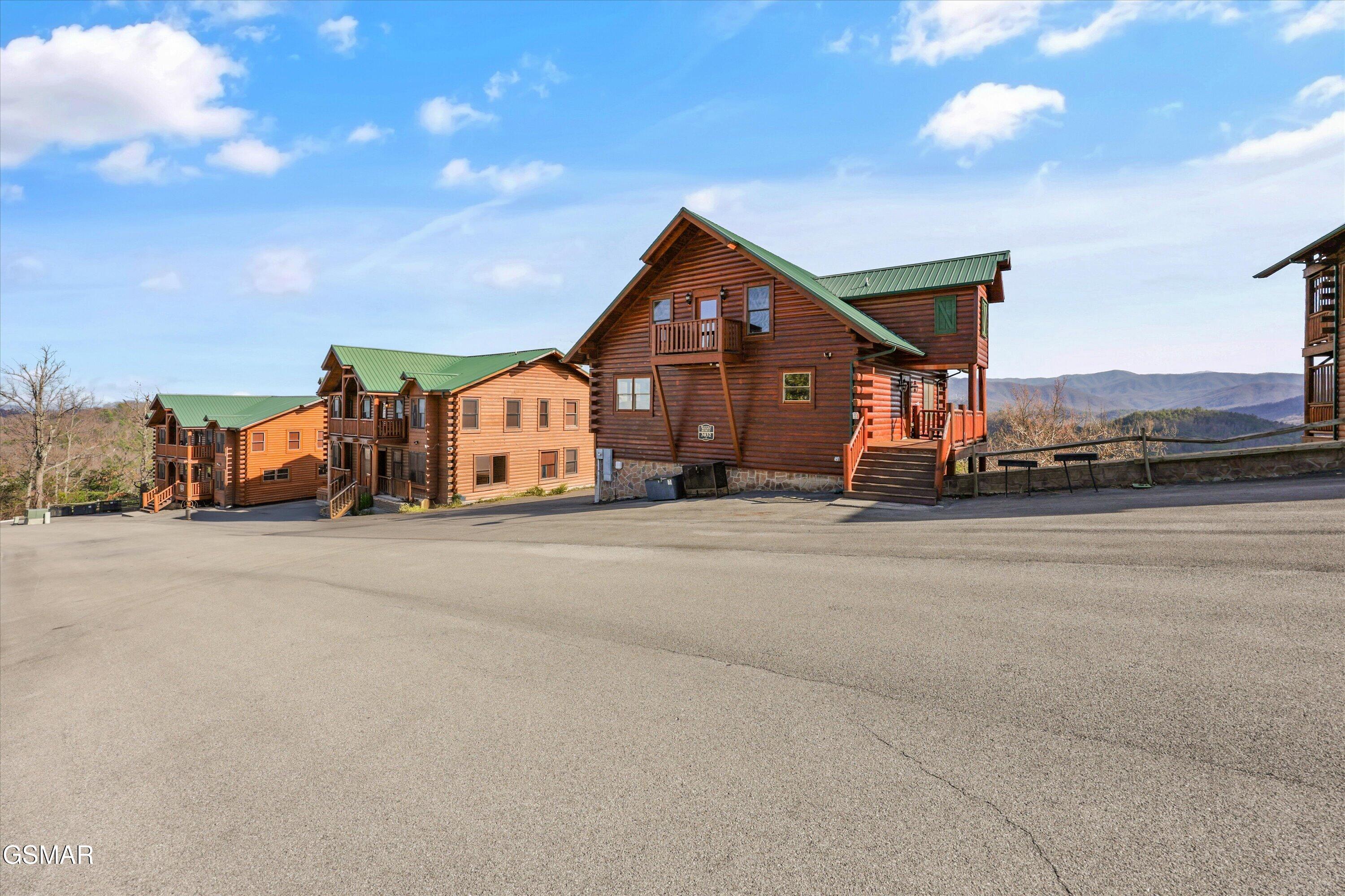 3032 Hickory Lodge Drive Sevierville TN 37862