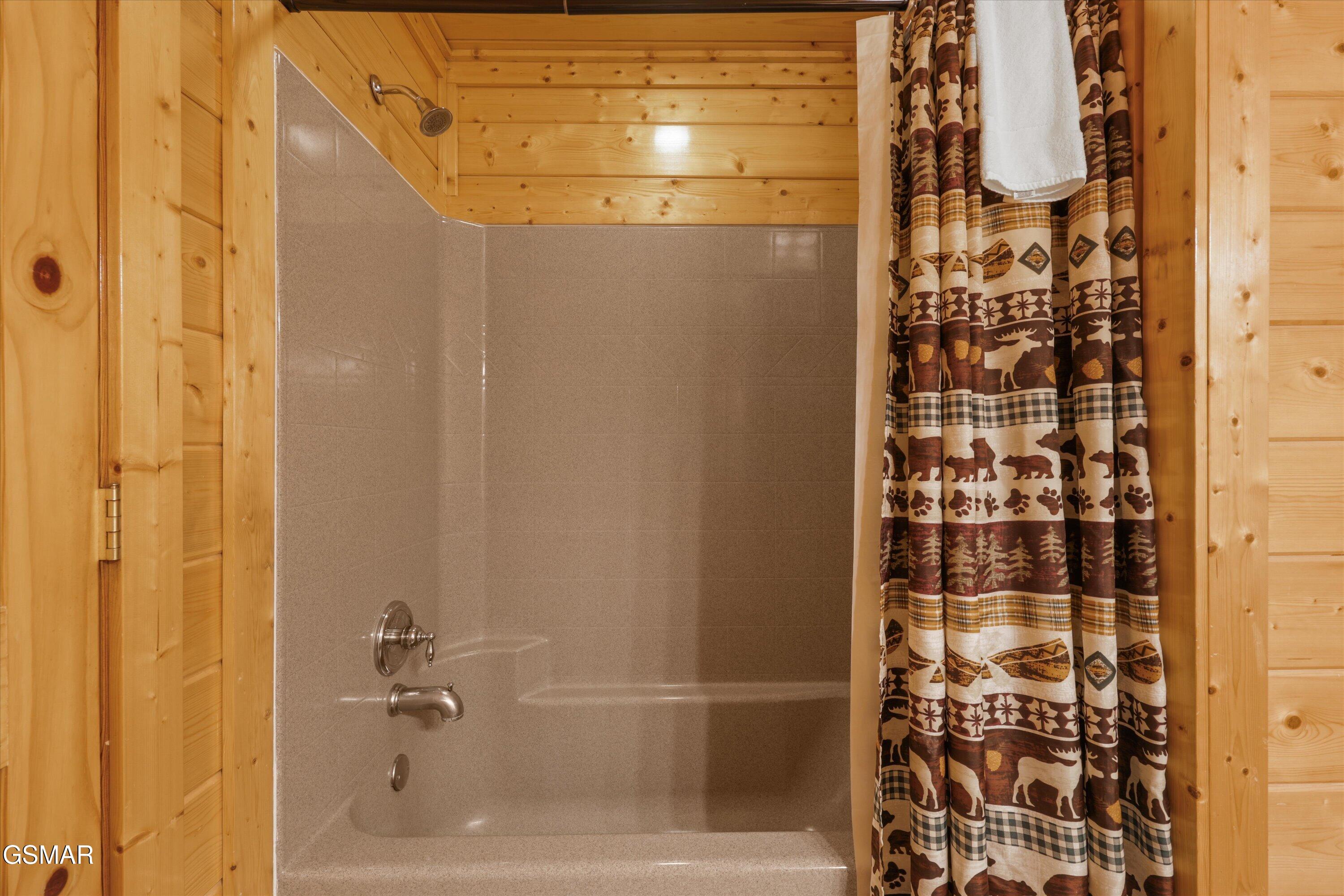 3032 Hickory Lodge Drive Sevierville TN 37862
