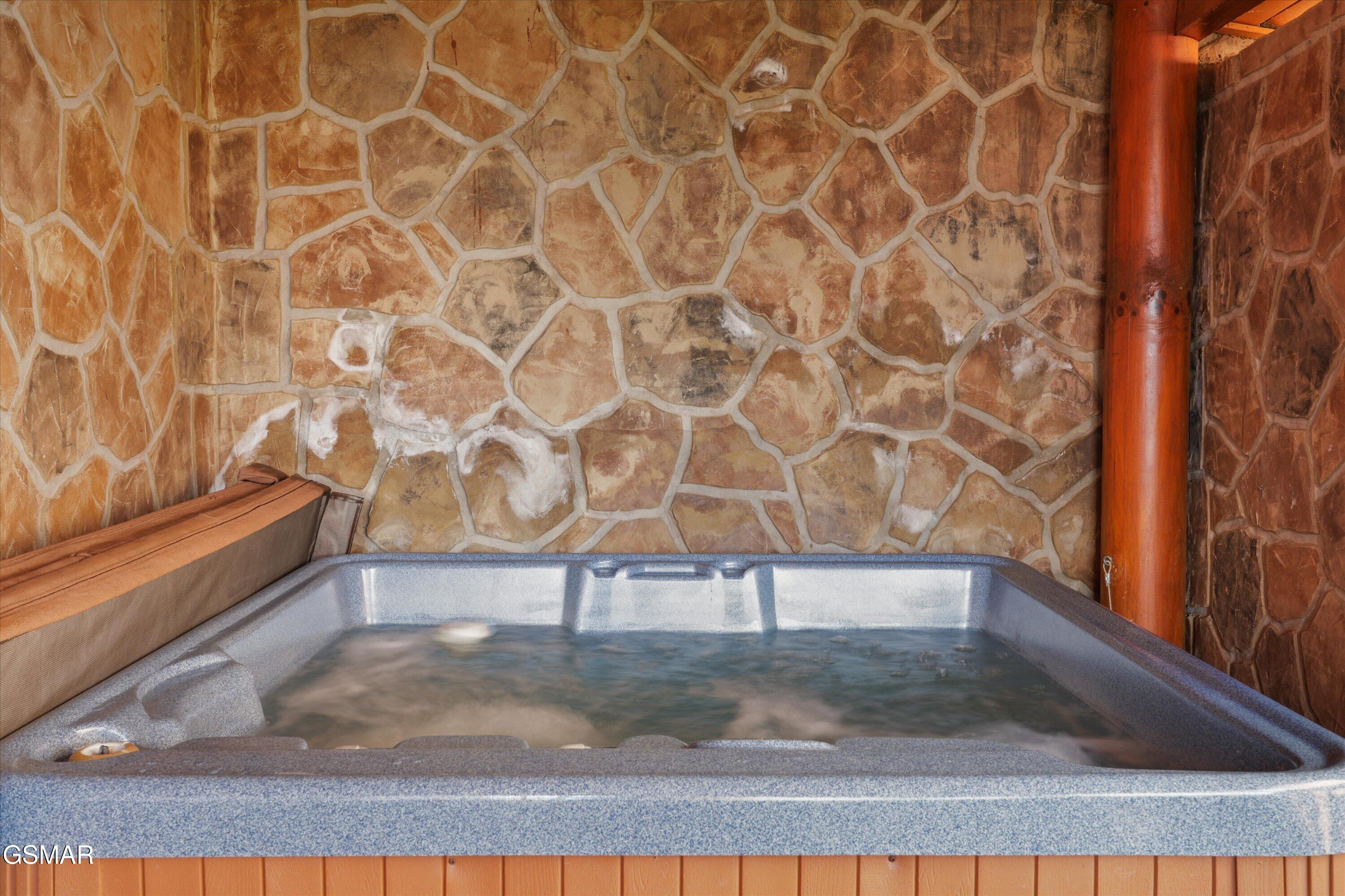 3032 Hickory Lodge Drive Sevierville TN 37862